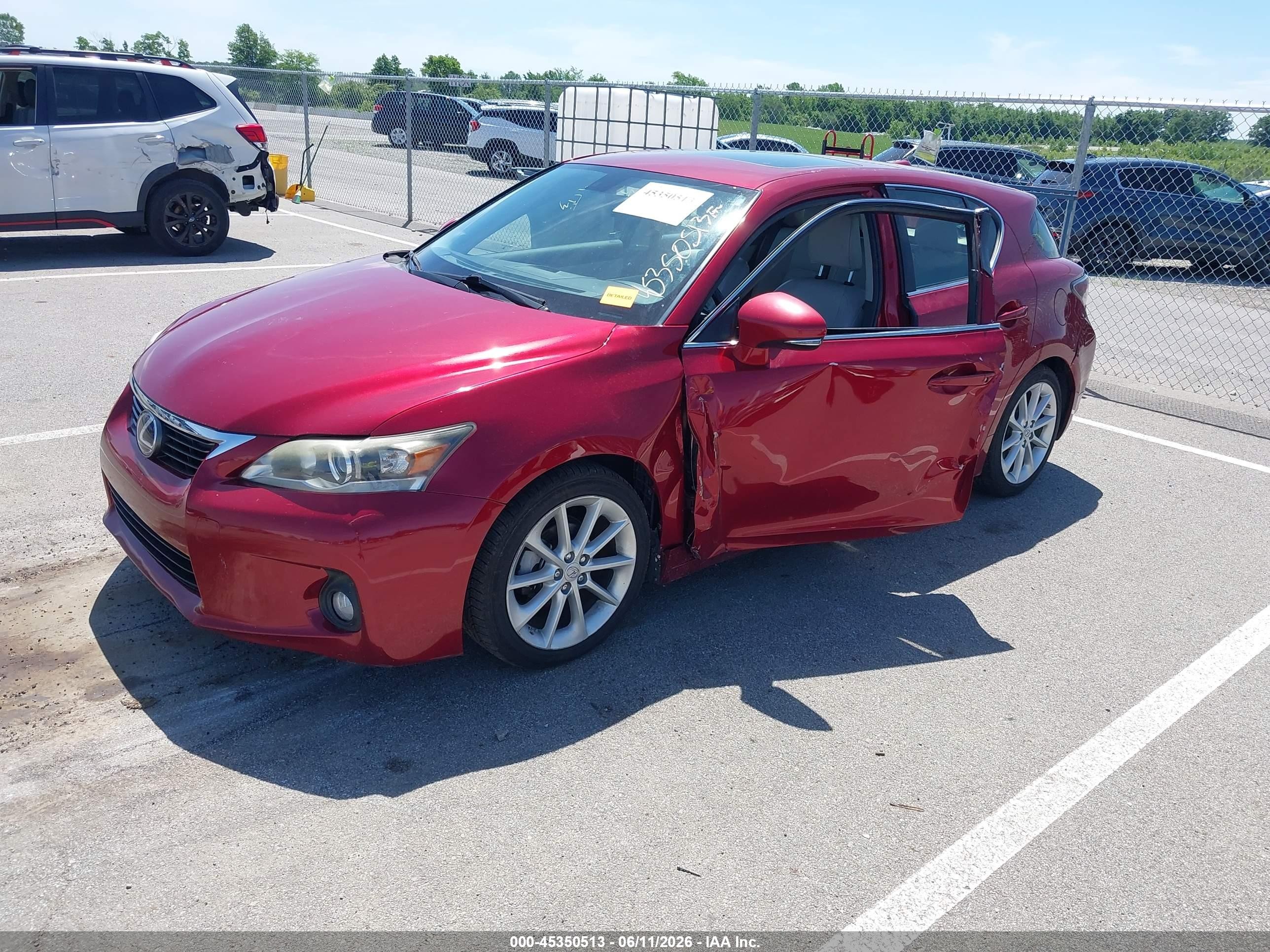 2012 Lexus Ct 200h Premium Red vin: JTHKD5BH1C2078663