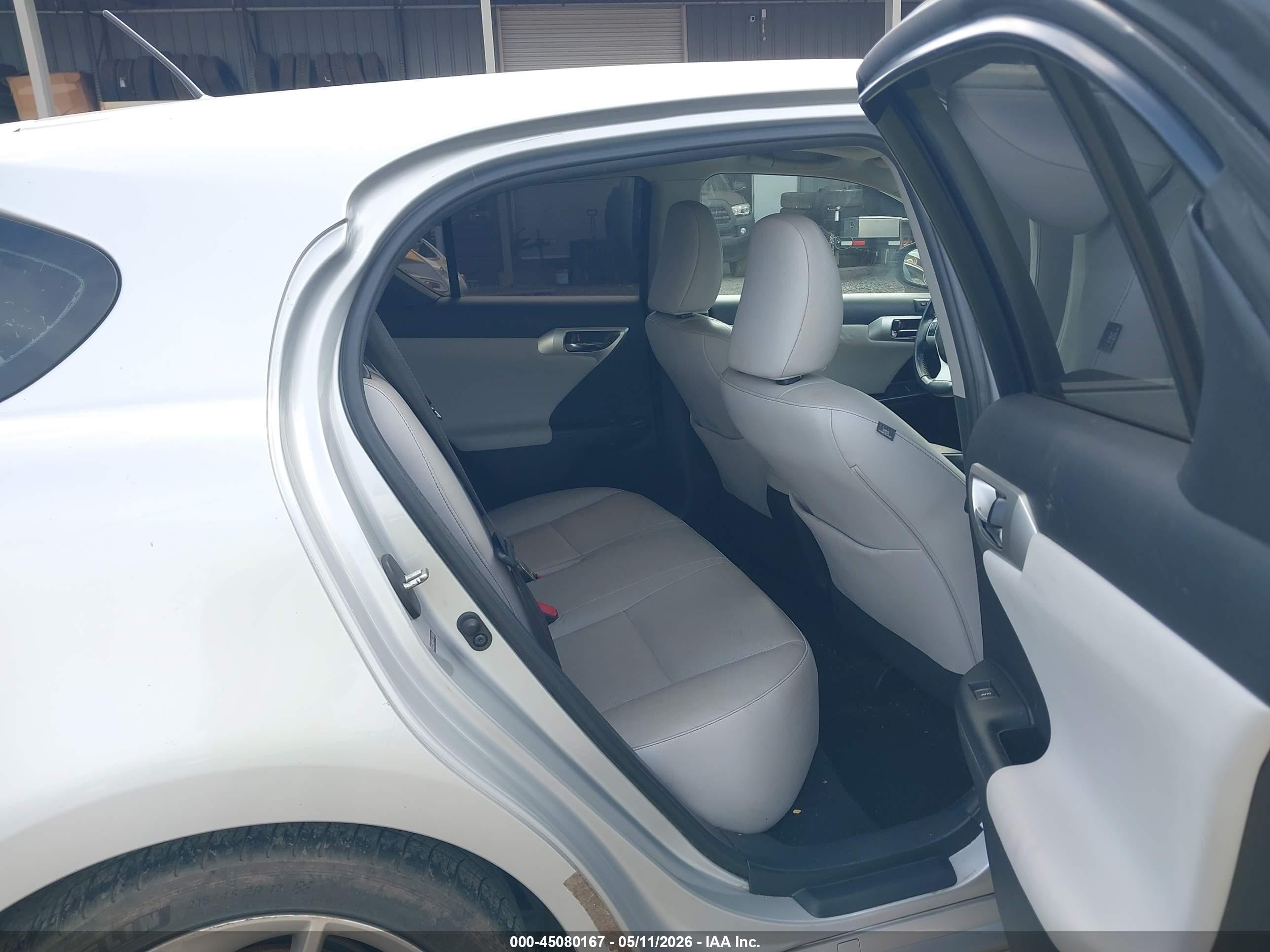 2012 Lexus Ct 200h Premium Silver vin: JTHKD5BH1C2083362