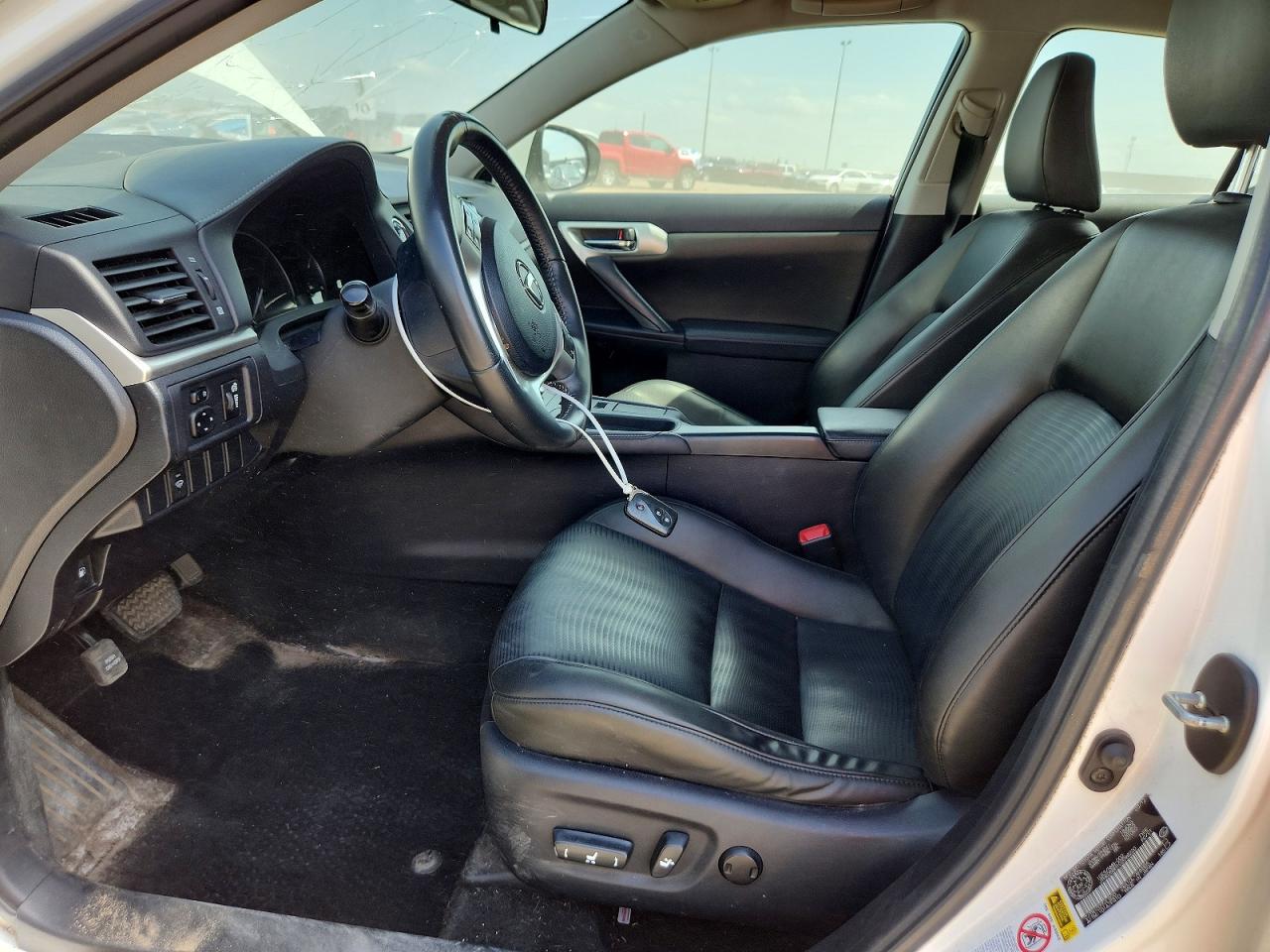 2012 Lexus Ct 200 White vin: JTHKD5BH1C2098220