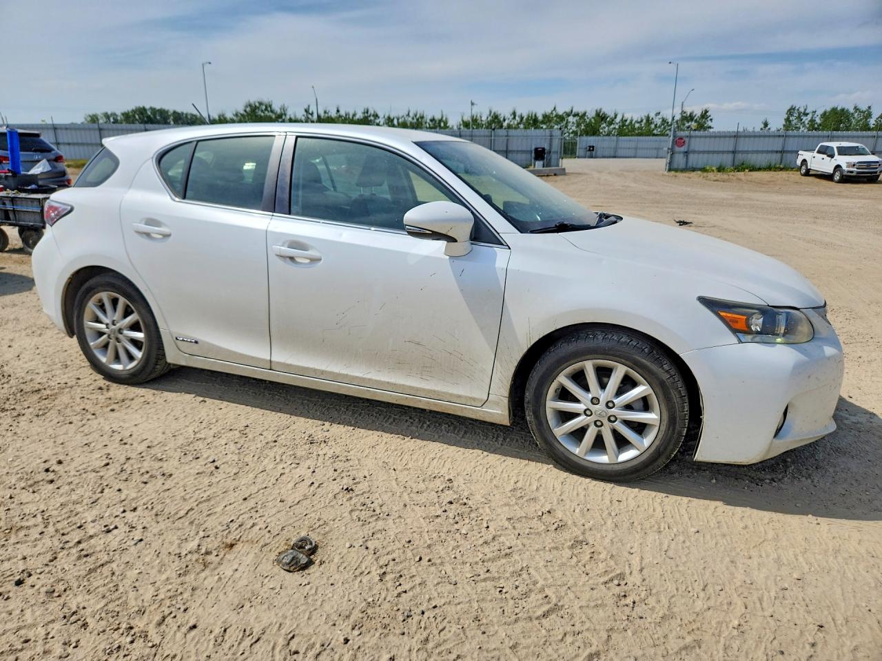 2012 Lexus Ct 200 White vin: JTHKD5BH1C2098220