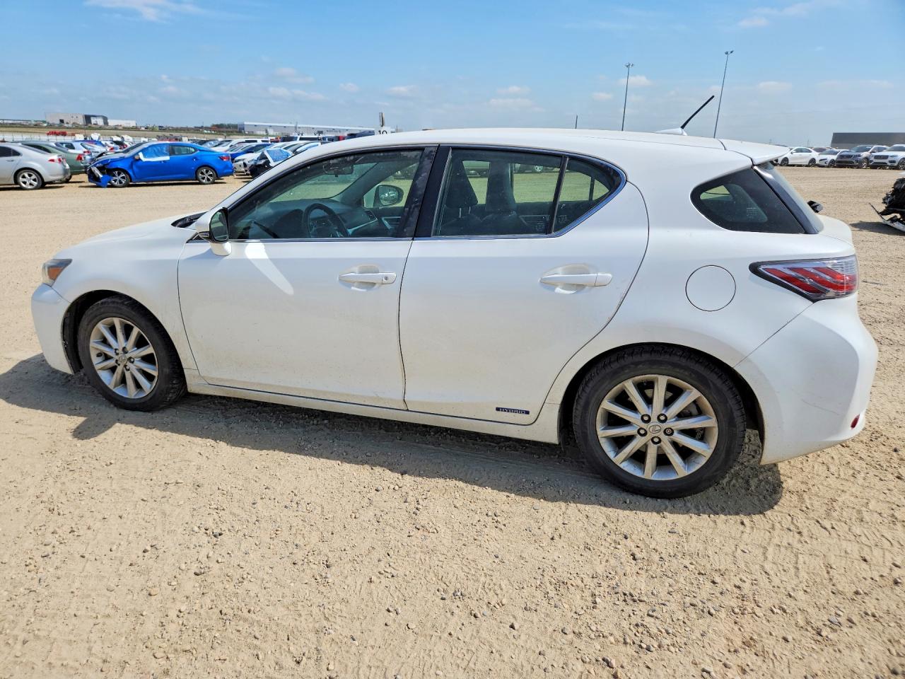 2012 Lexus Ct 200 White vin: JTHKD5BH1C2098220