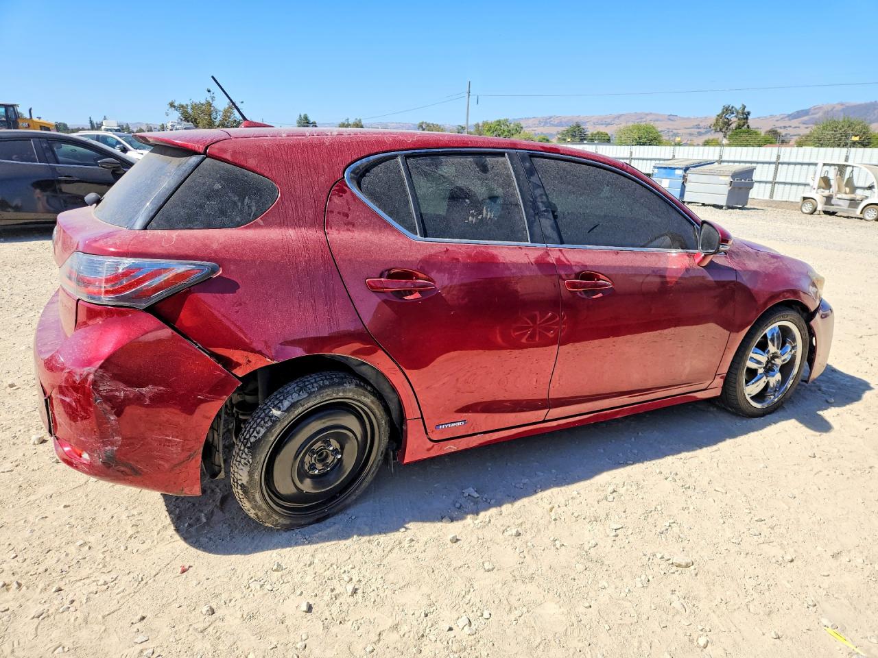 2013 Lexus Ct 200h Red vin: JTHKD5BH1D2131492