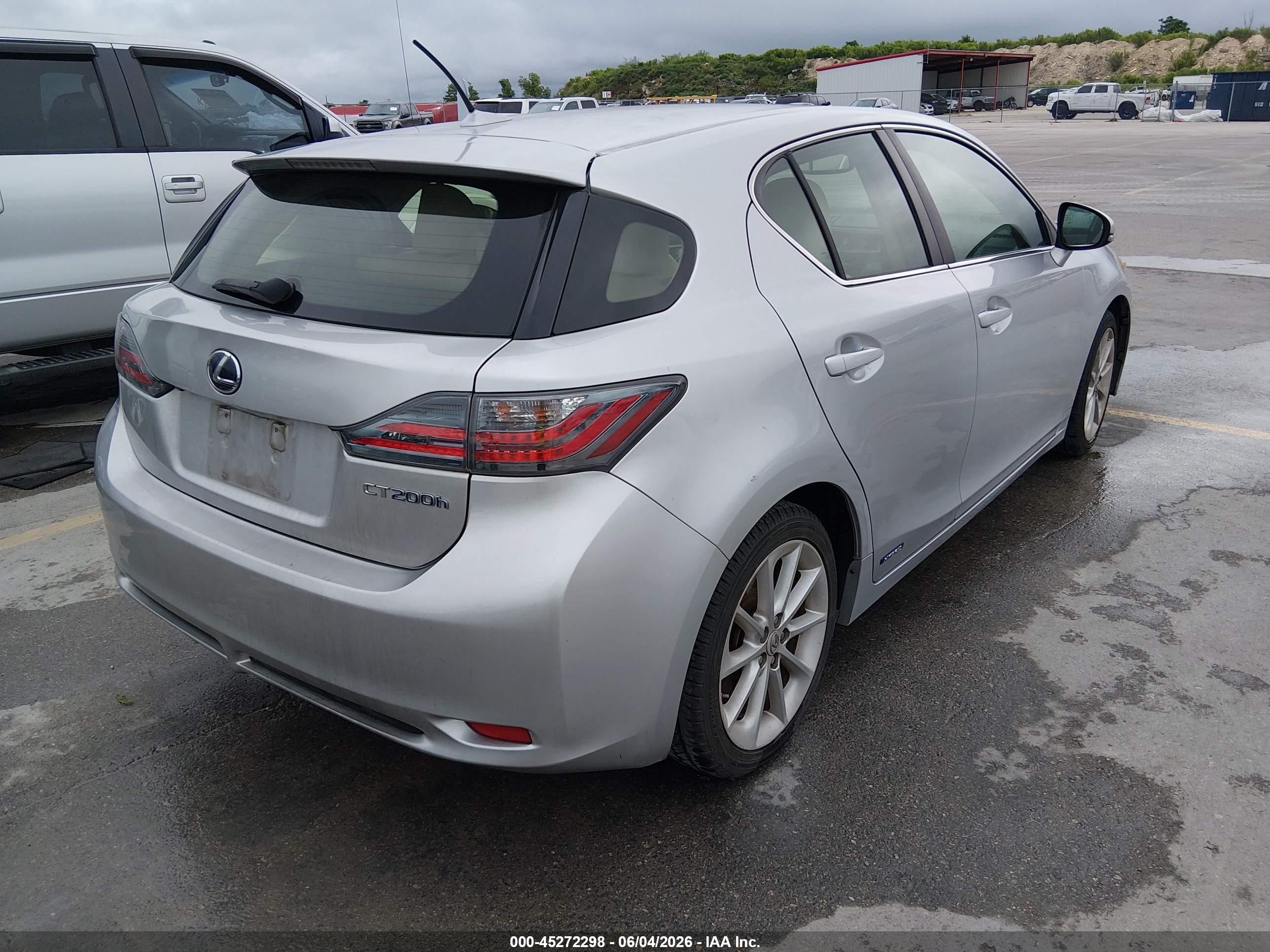 2013 Lexus Ct 200h   Silver vin: JTHKD5BH1D2151015