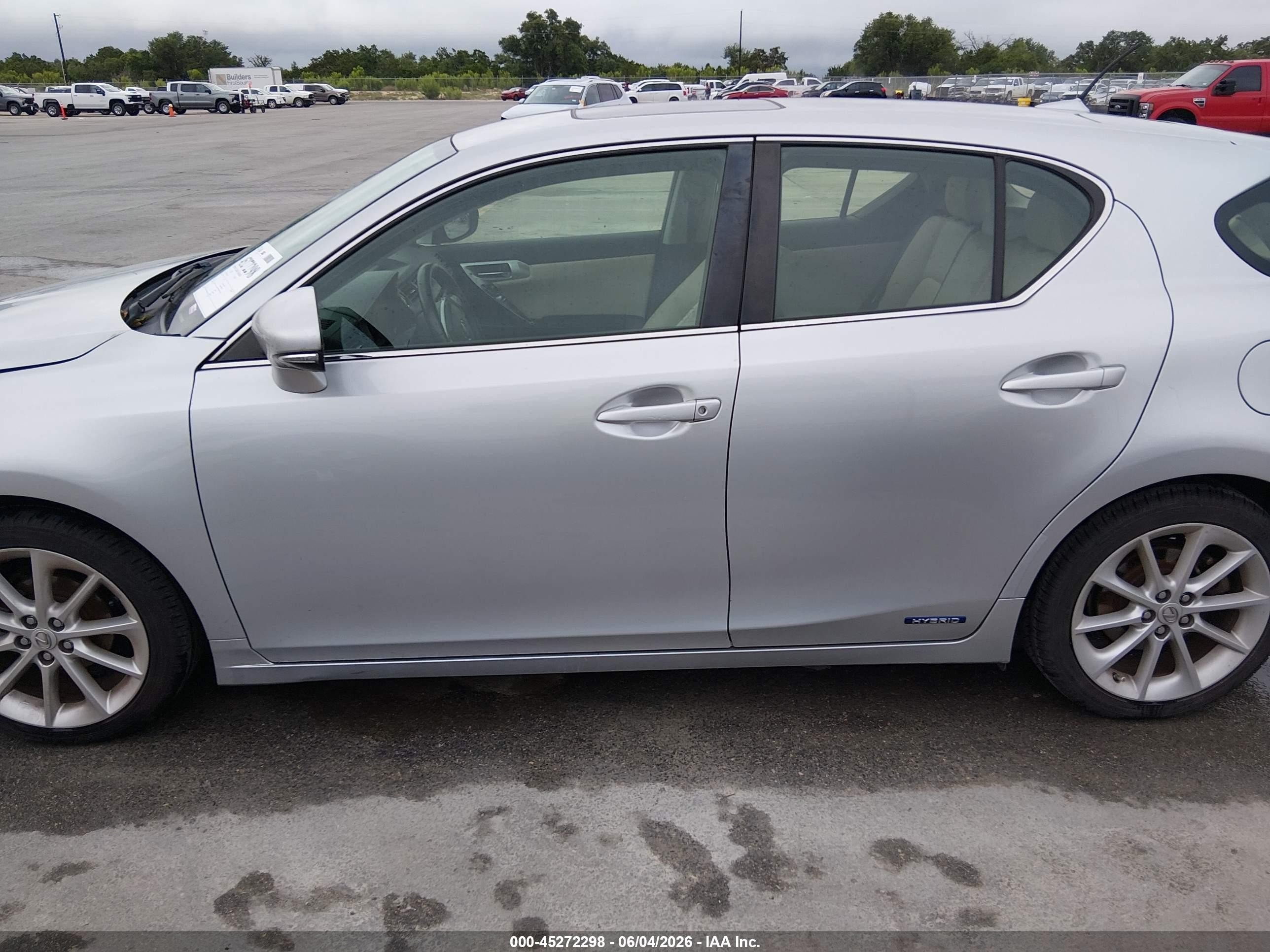 2013 Lexus Ct 200h   Silver vin: JTHKD5BH1D2151015