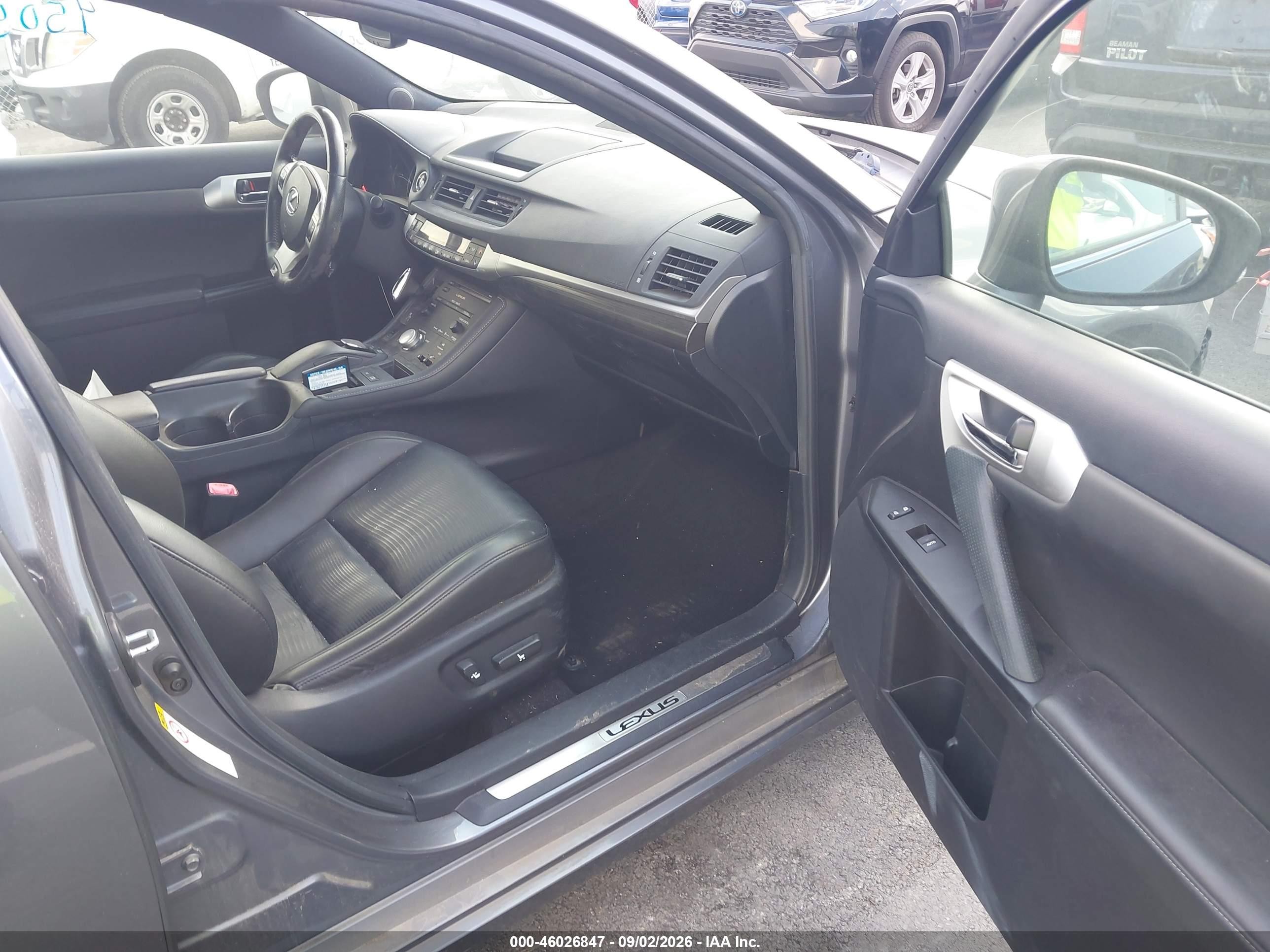 2013 Lexus Ct 200h Серый vin: JTHKD5BH1D2170129