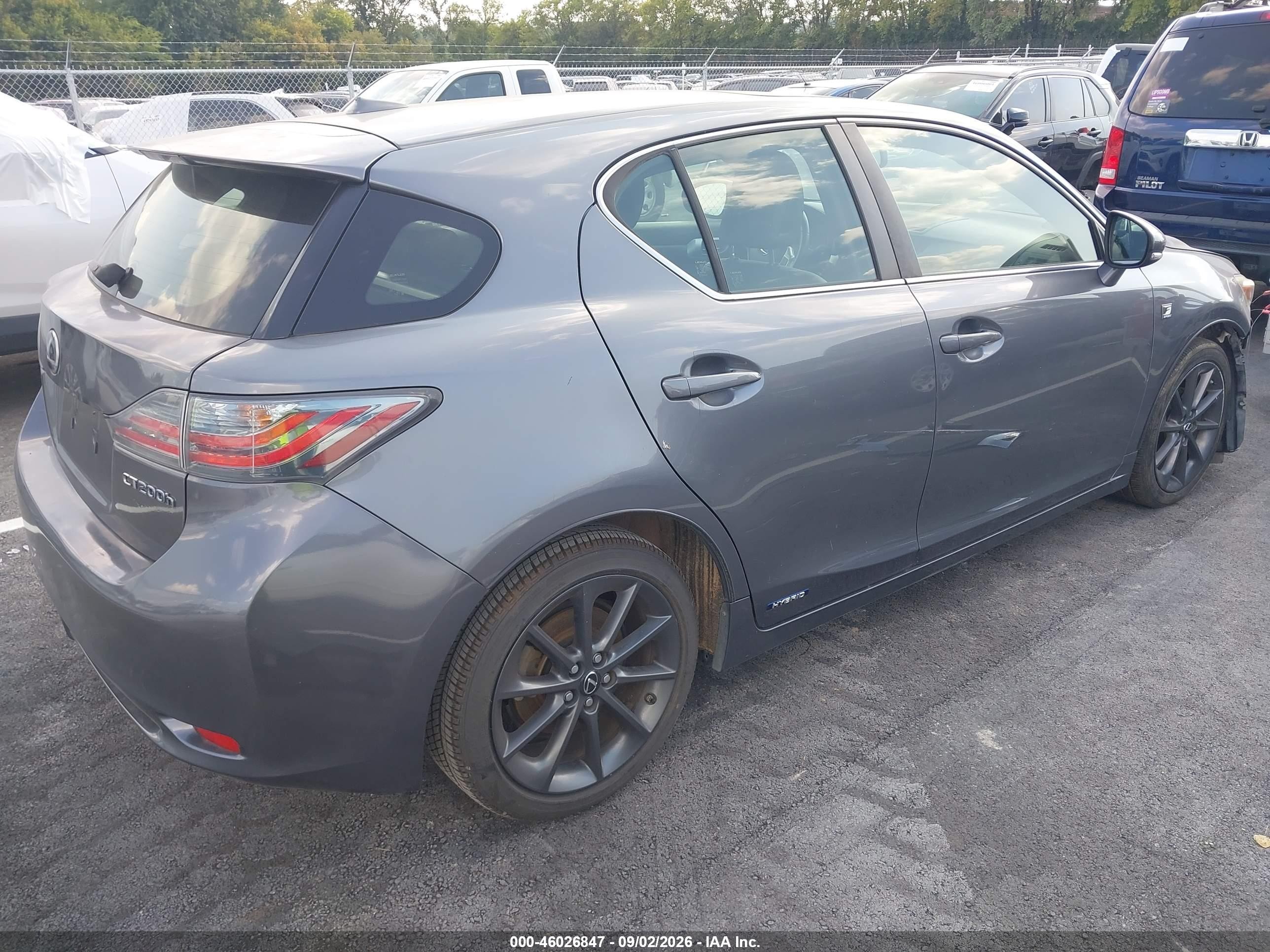 2013 Lexus Ct 200h Серый vin: JTHKD5BH1D2170129