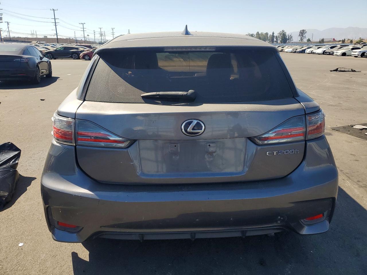 2014 Lexus Ct 200 Gray vin: JTHKD5BH1E2203549