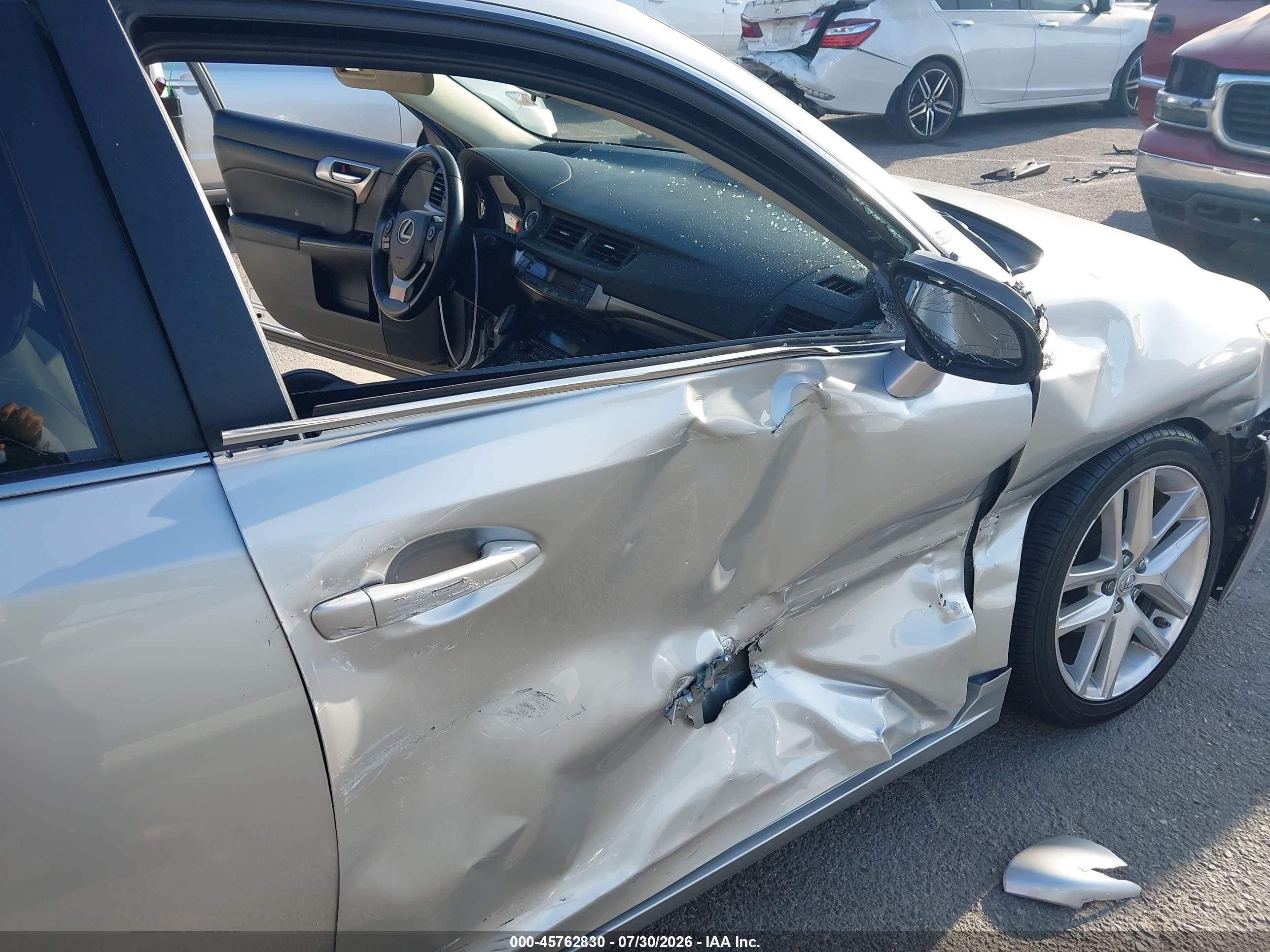 2015 Lexus Ct 200h   Silver vin: JTHKD5BH1F2215301