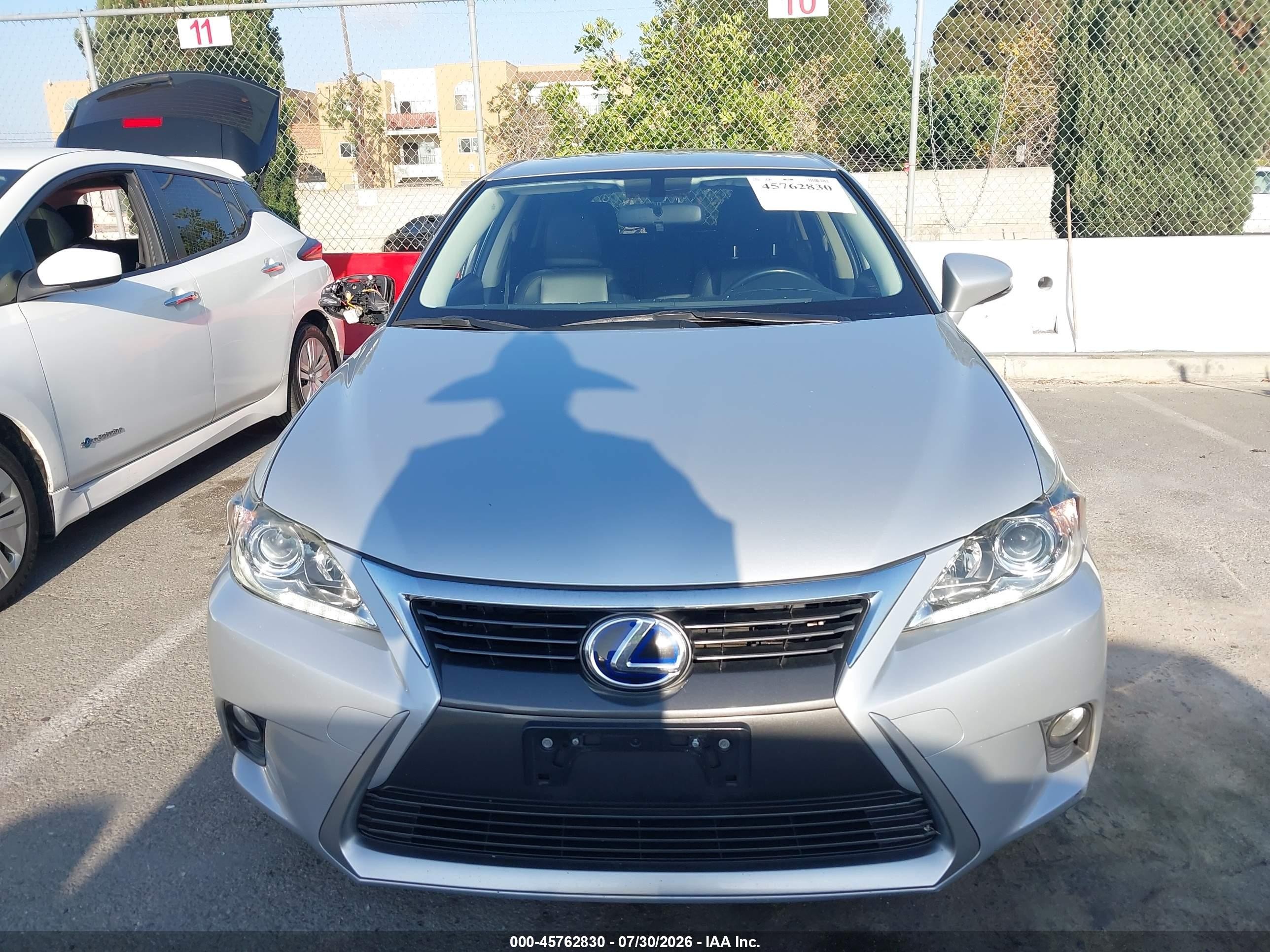 2015 Lexus Ct 200h   Silver vin: JTHKD5BH1F2215301