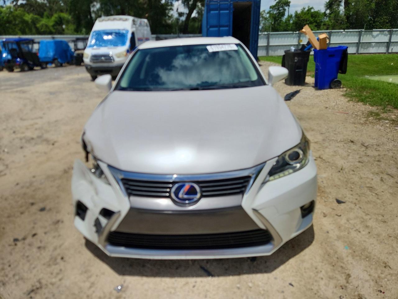 2015 Lexus Ct 200 White vin: JTHKD5BH1F2219736