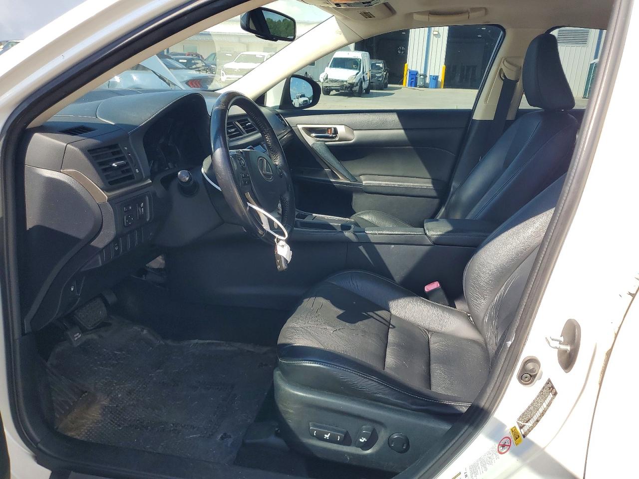 2015 Lexus Ct 200 White vin: JTHKD5BH1F2237122