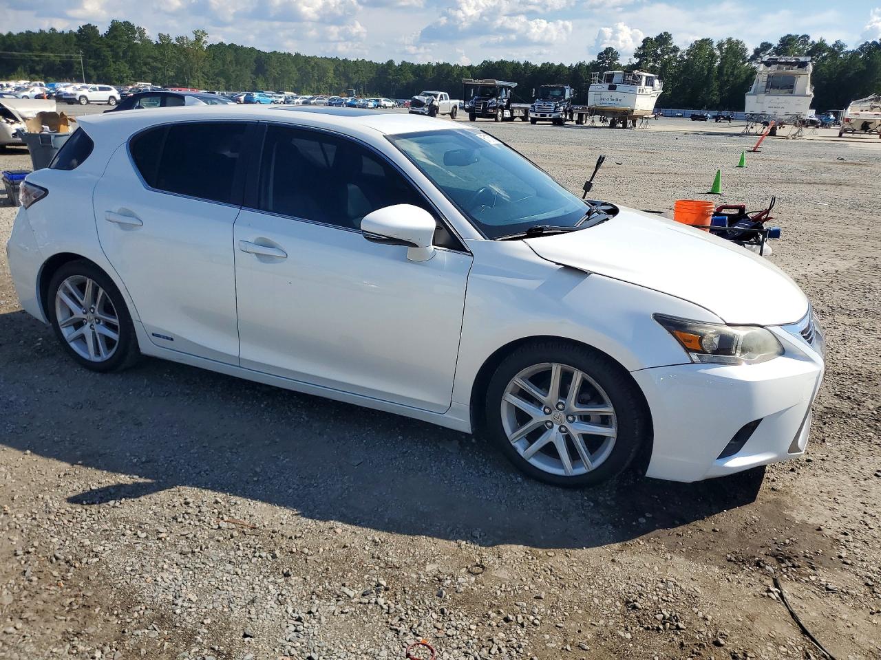 2015 Lexus Ct 200 White vin: JTHKD5BH1F2237122