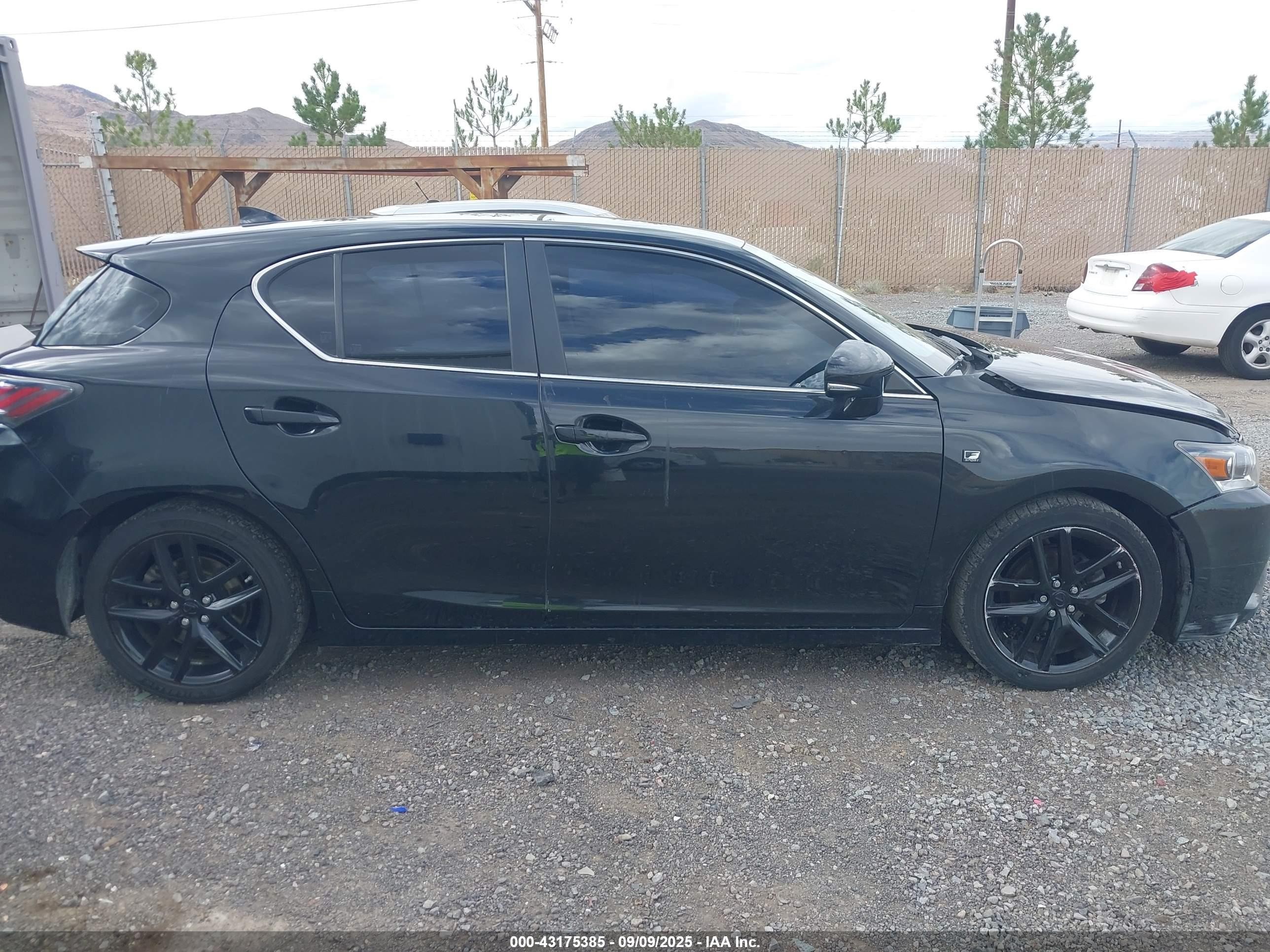 2017 Lexus Ct 200h   Black vin: JTHKD5BH1H2288798
