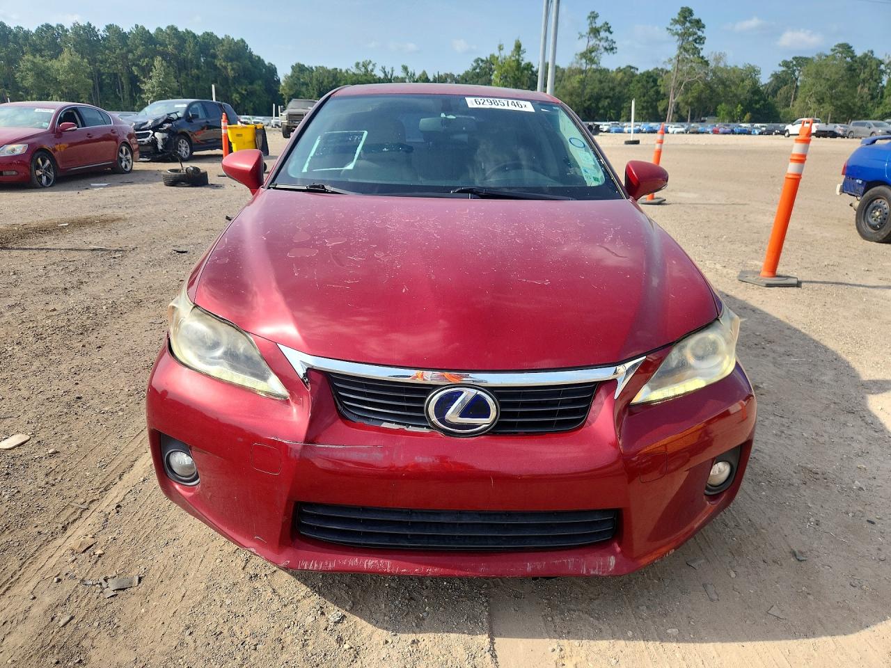 2011 Lexus Ct 200 Red vin: JTHKD5BH2B2036551
