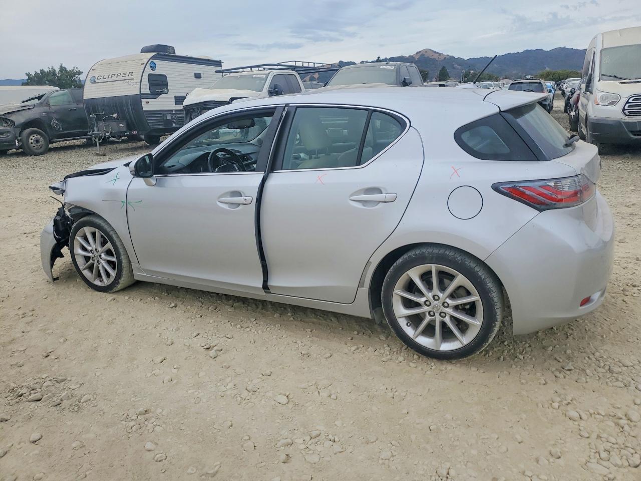 2012 Lexus Ct 200 Gray vin: JTHKD5BH2C2050581