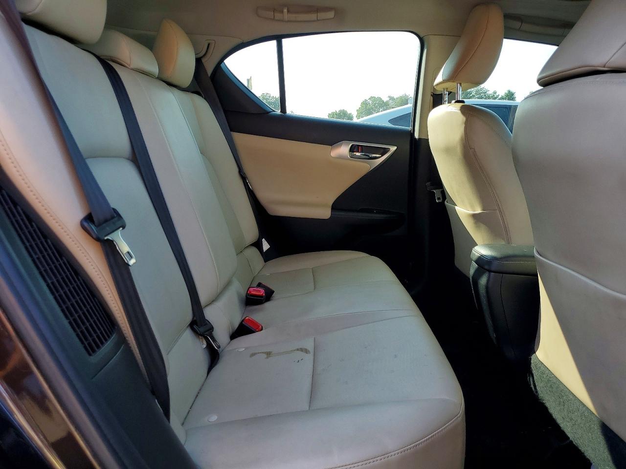 2012 Lexus Ct 200 Brown vin: JTHKD5BH2C2067557