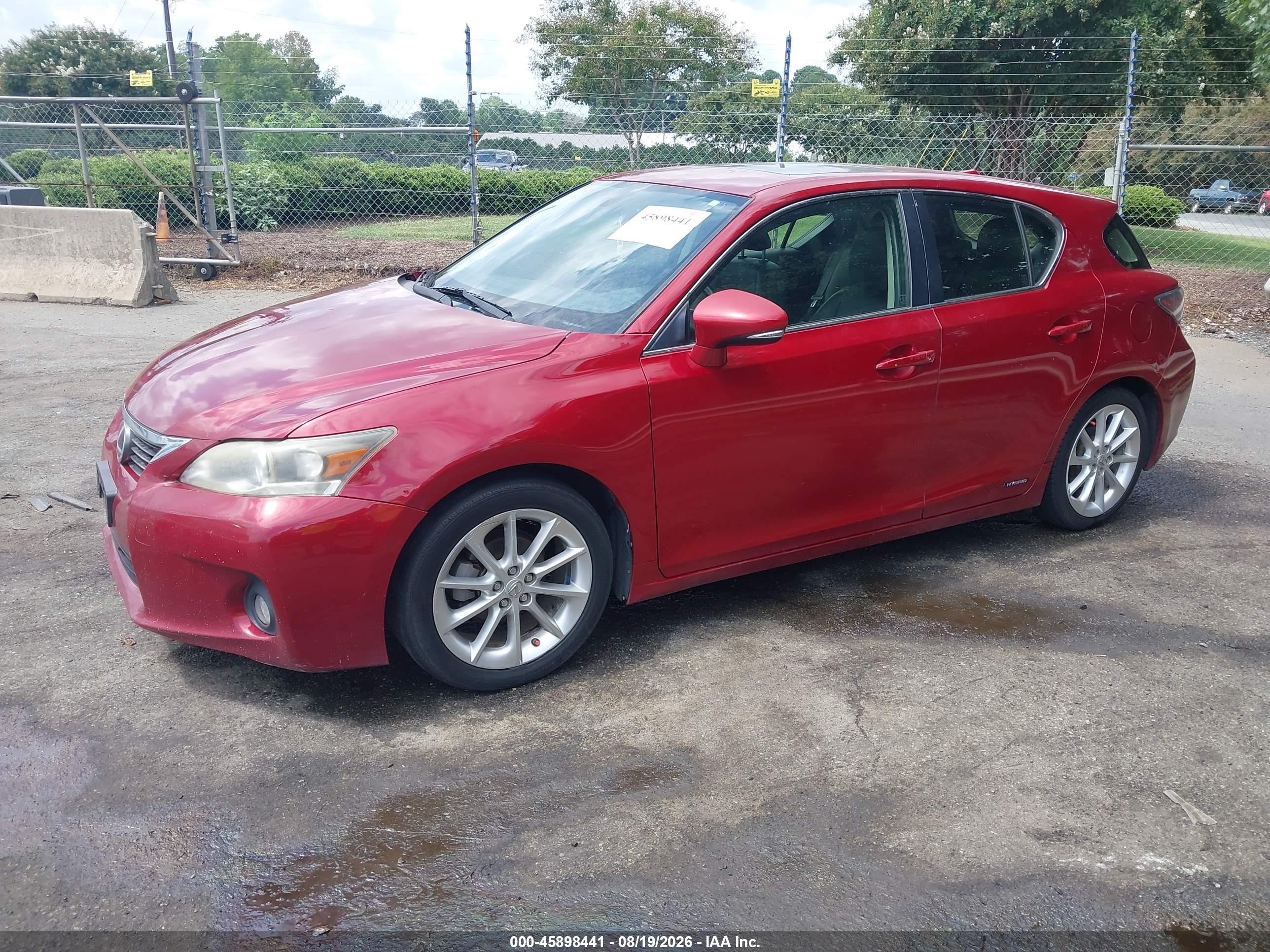 2012 Lexus Ct 200h Premium Red vin: JTHKD5BH2C2086514