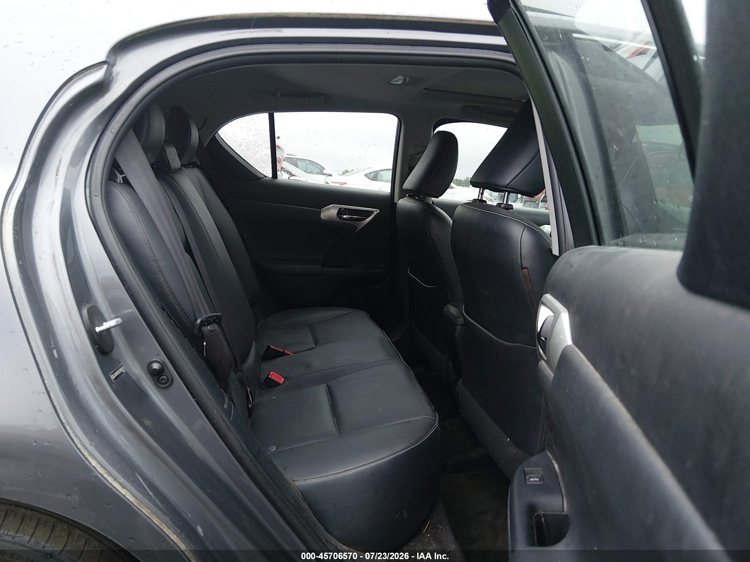 2012 Lexus Ct 200h Premium Silver vin: JTHKD5BH2C2086772