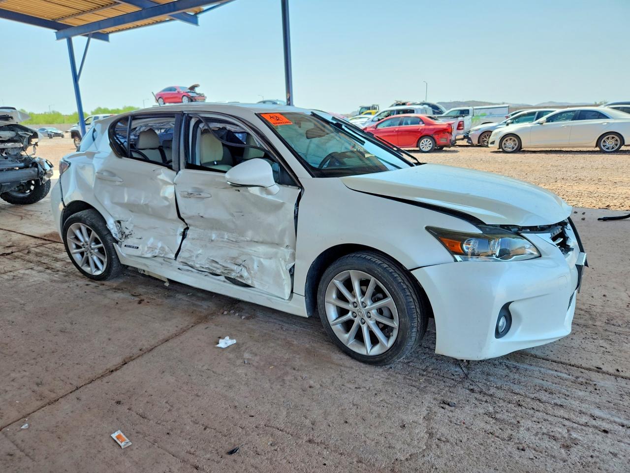2012 Lexus Ct 200 White vin: JTHKD5BH2C2095987