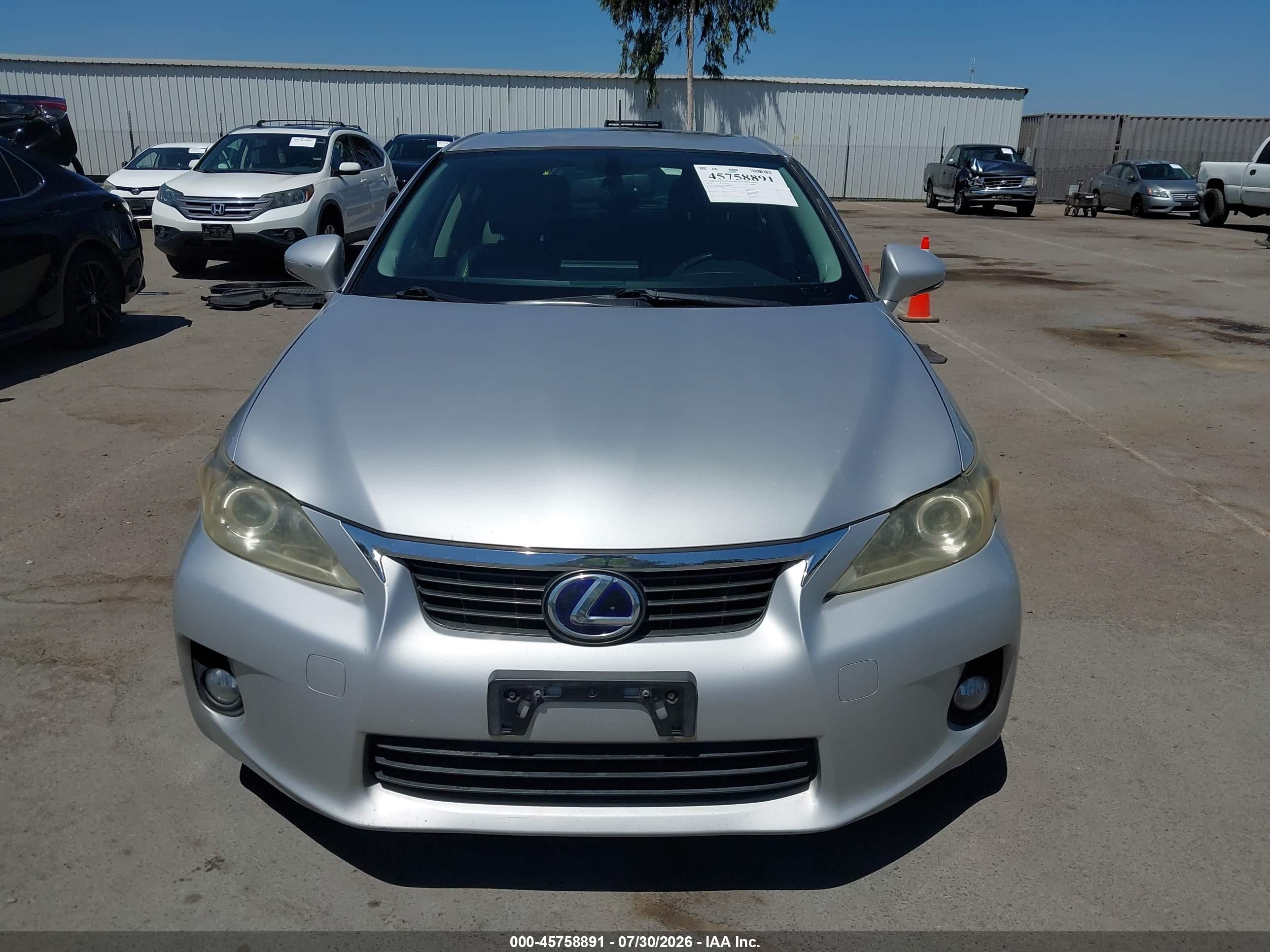 2012 Lexus Ct 200h Premium Серебряный vin: JTHKD5BH2C2098744