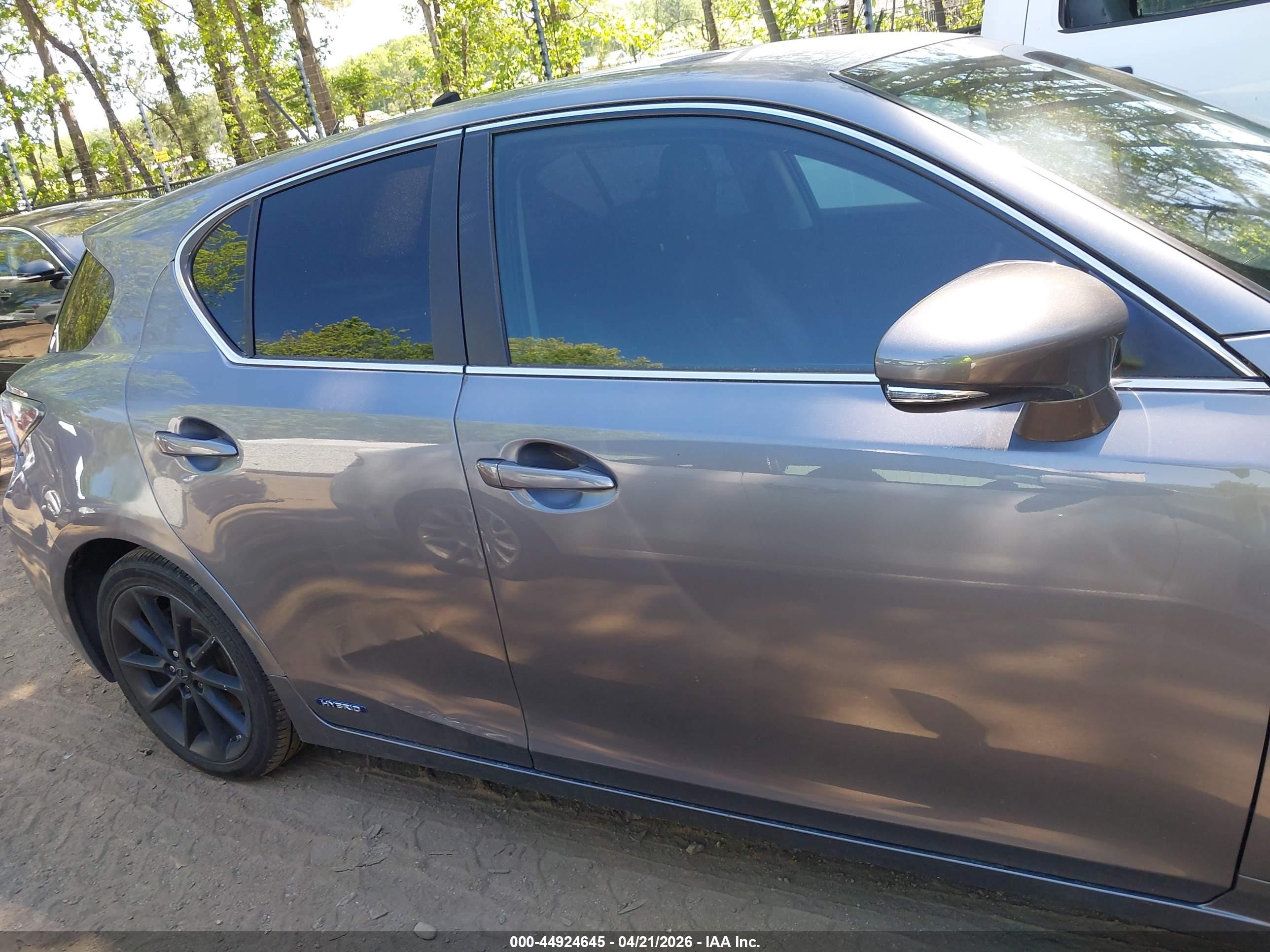 2012 Lexus Ct 200h Premium Gray vin: JTHKD5BH2C2106521