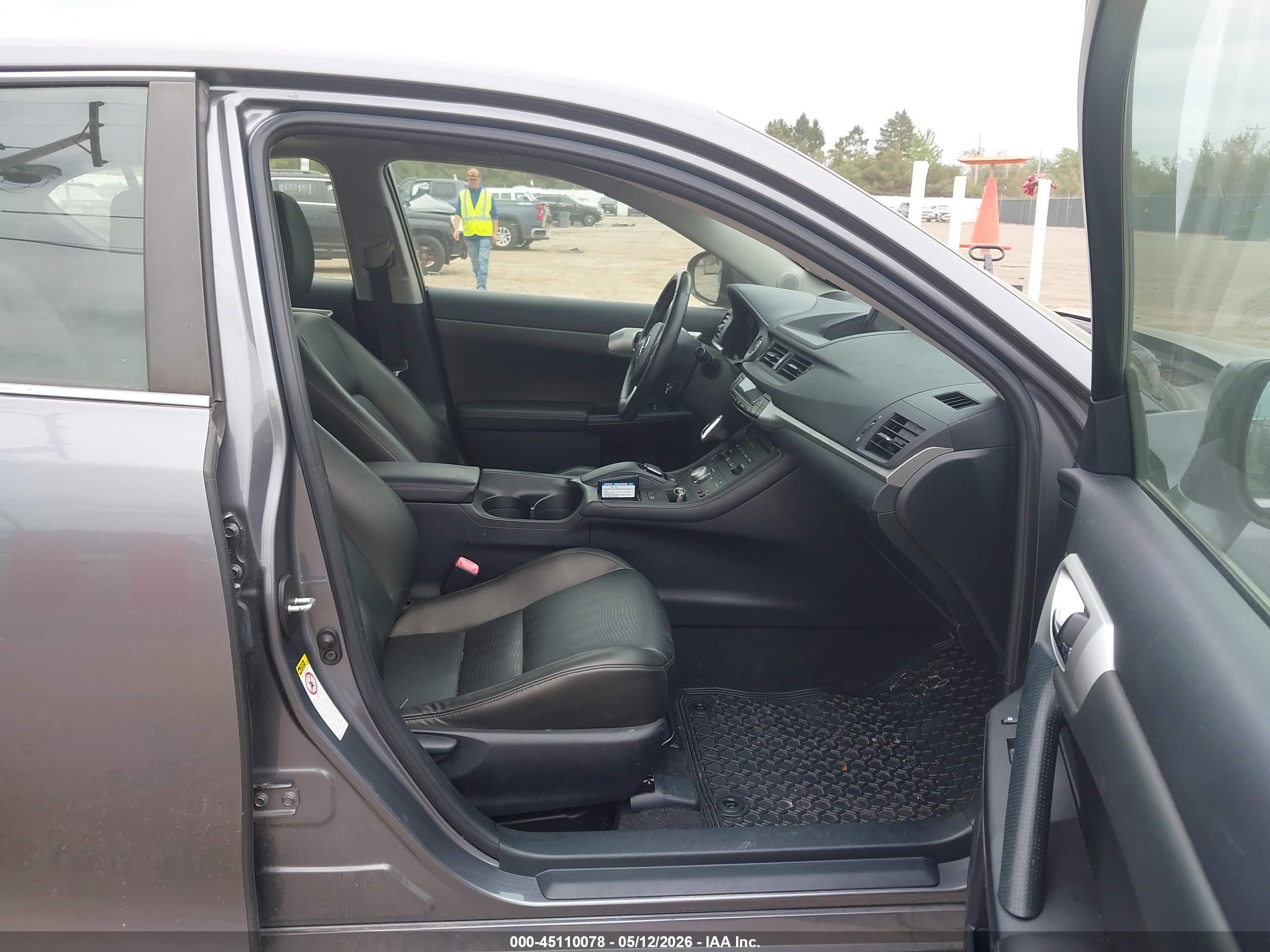 2012 Lexus Ct 200h Premium Gray vin: JTHKD5BH2C2122136