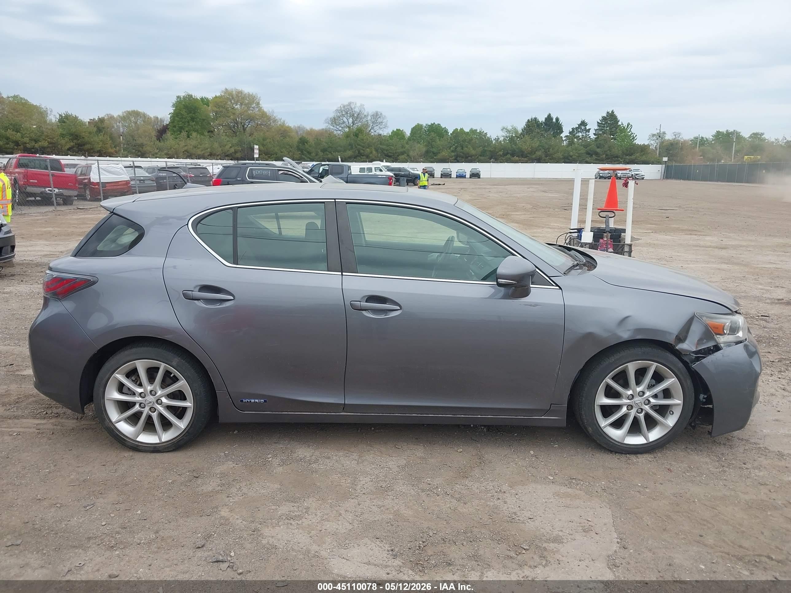 2012 Lexus Ct 200h Premium Gray vin: JTHKD5BH2C2122136