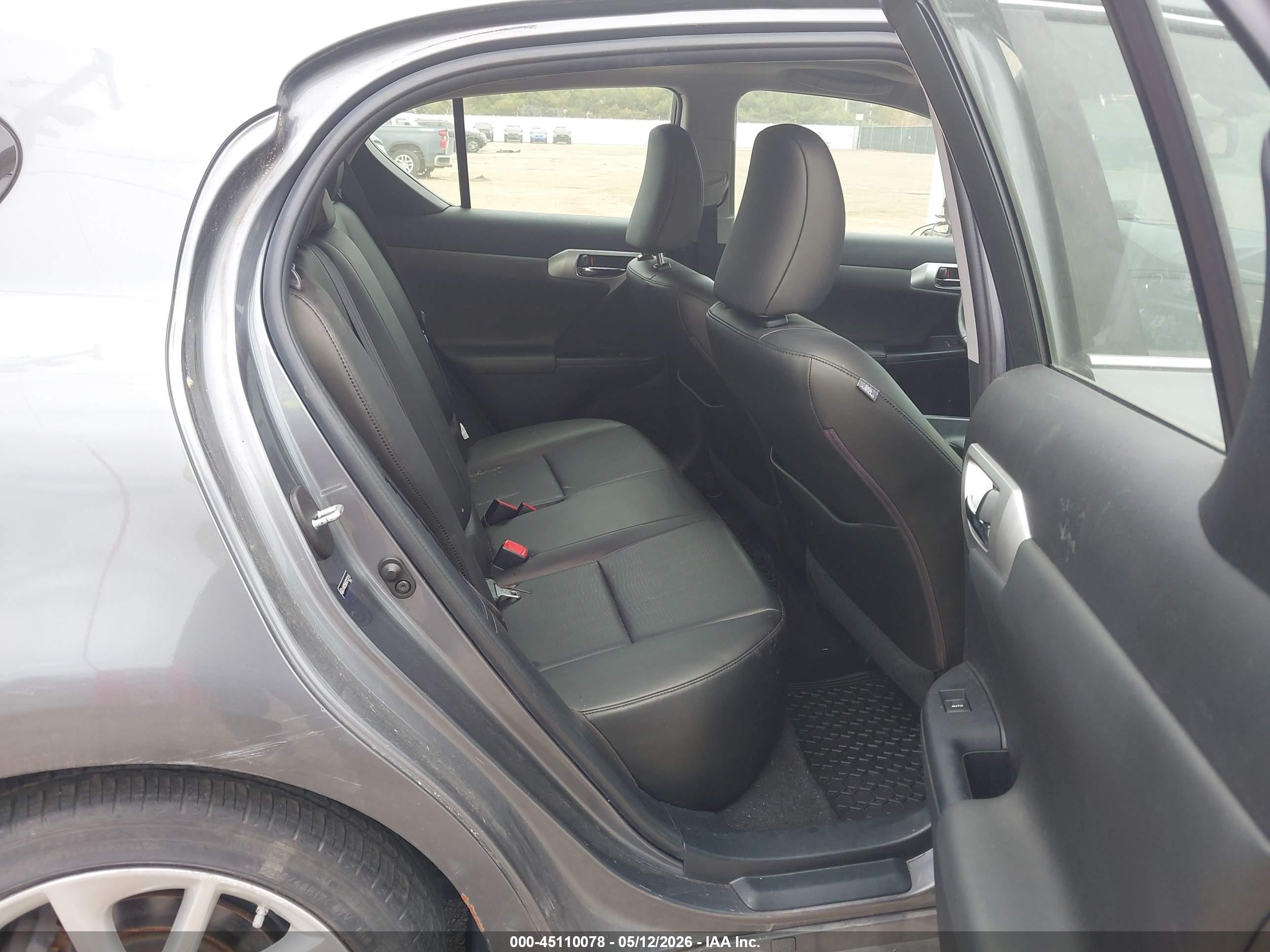 2012 Lexus Ct 200h Premium Gray vin: JTHKD5BH2C2122136
