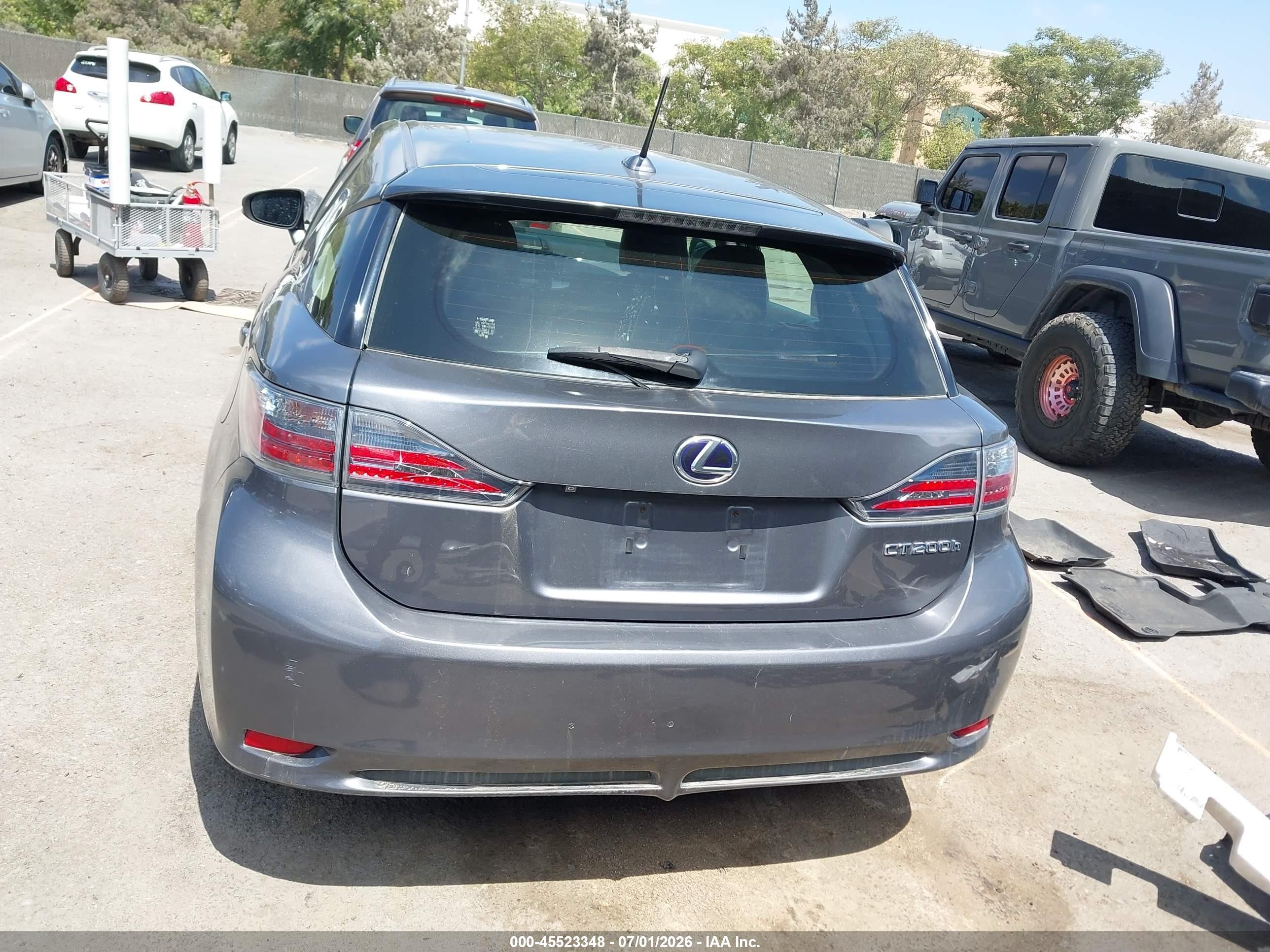 2013 Lexus Ct 200h   Gray vin: JTHKD5BH2D2126334