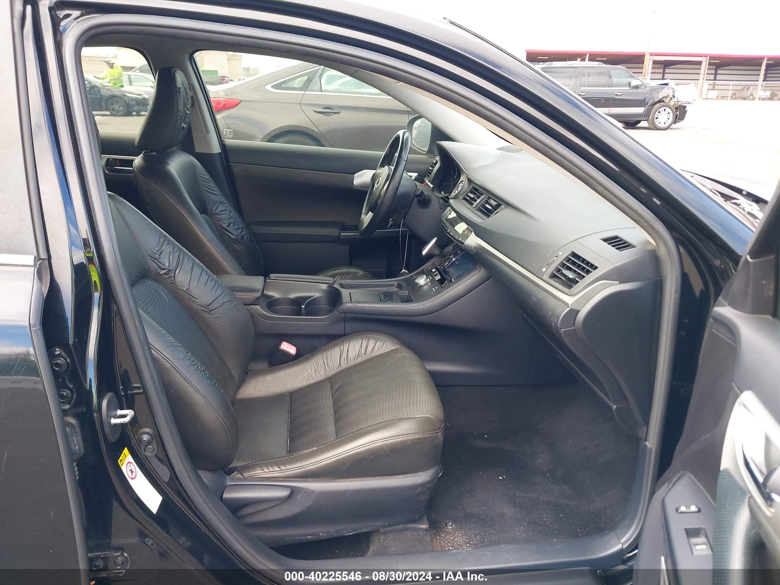 2013 Lexus Ct 200h   Black vin: JTHKD5BH2D2126978