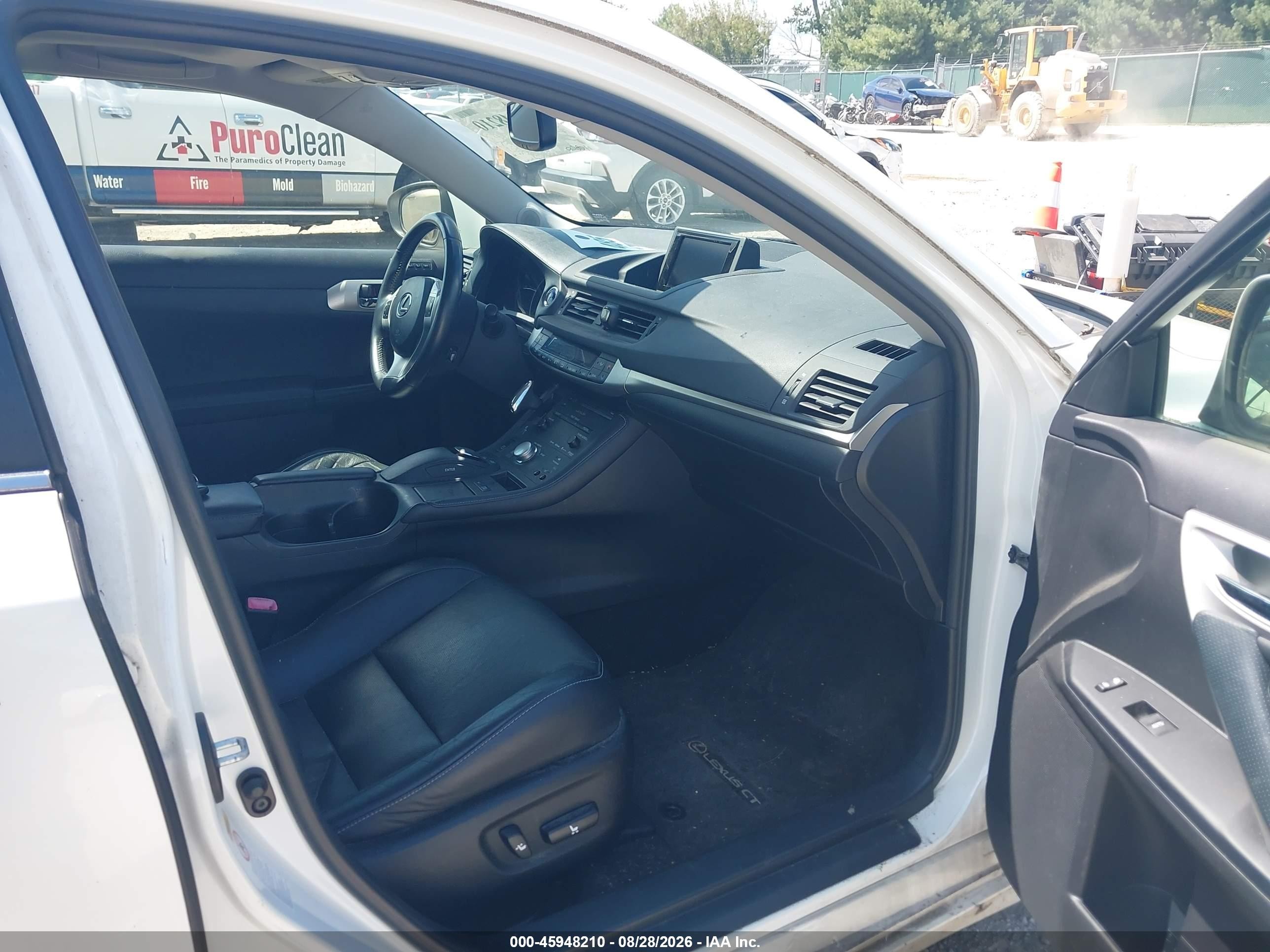 2013 Lexus Ct 200h White vin: JTHKD5BH2D2137091