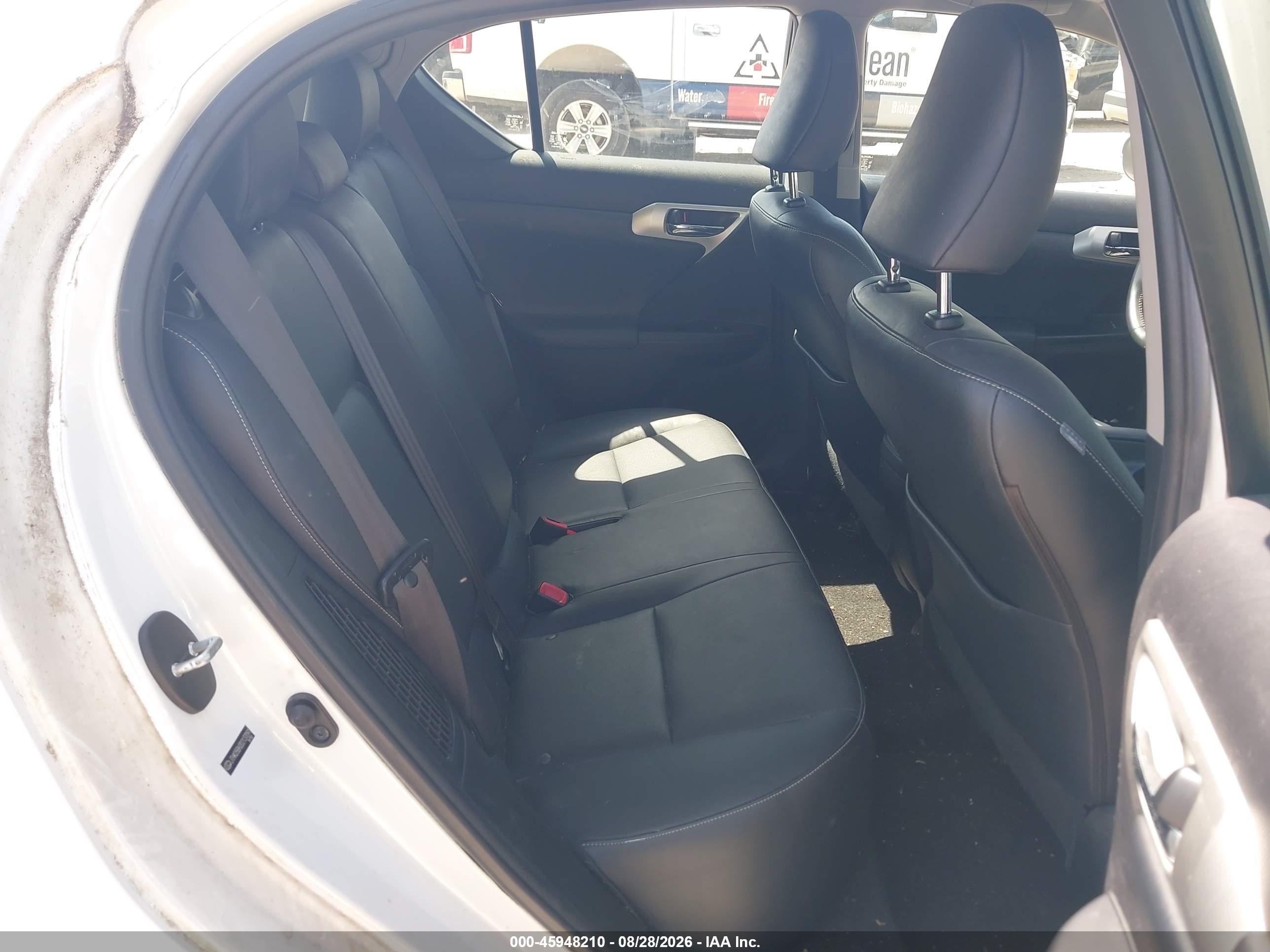 2013 Lexus Ct 200h White vin: JTHKD5BH2D2137091