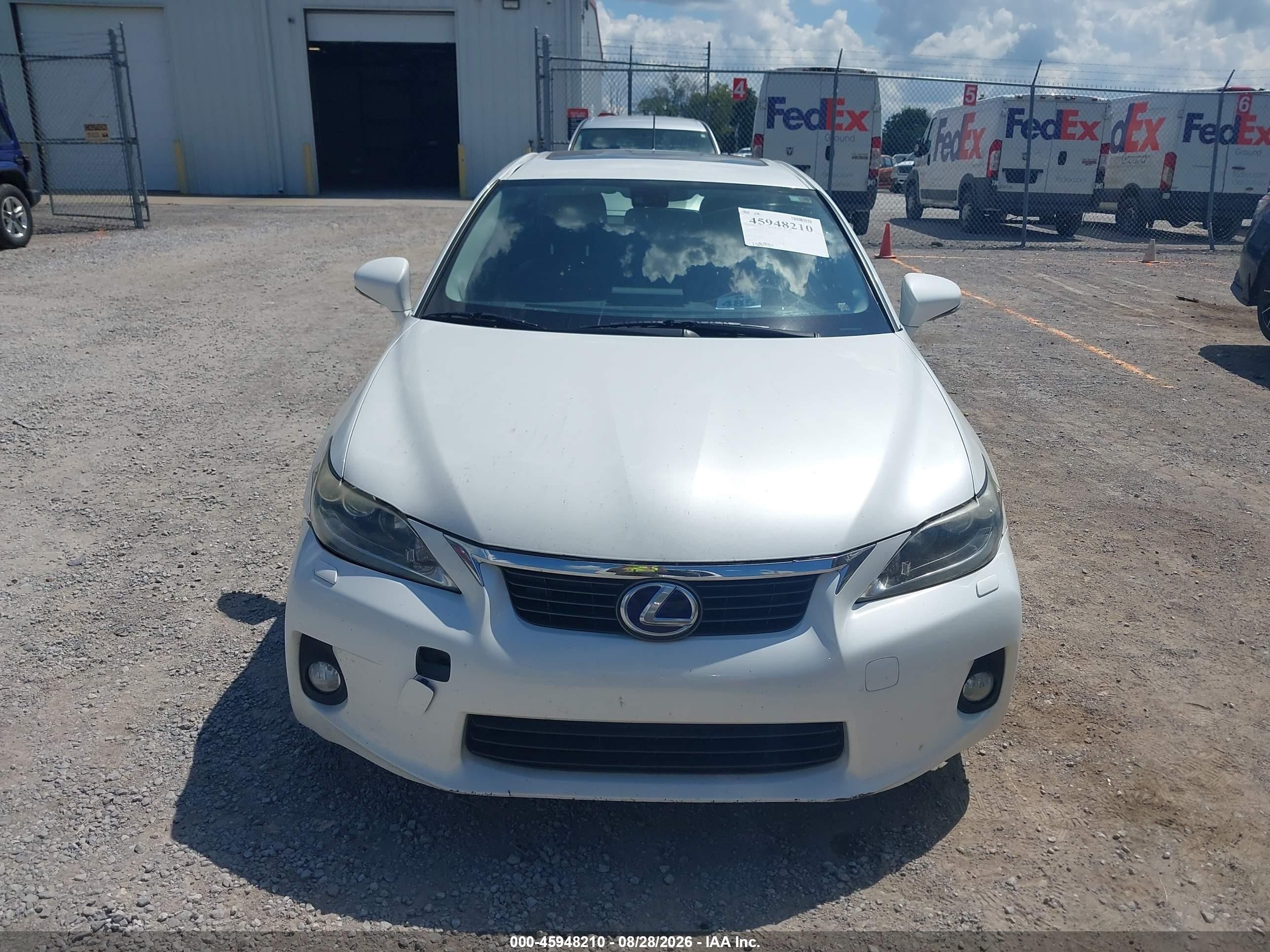 2013 Lexus Ct 200h White vin: JTHKD5BH2D2137091