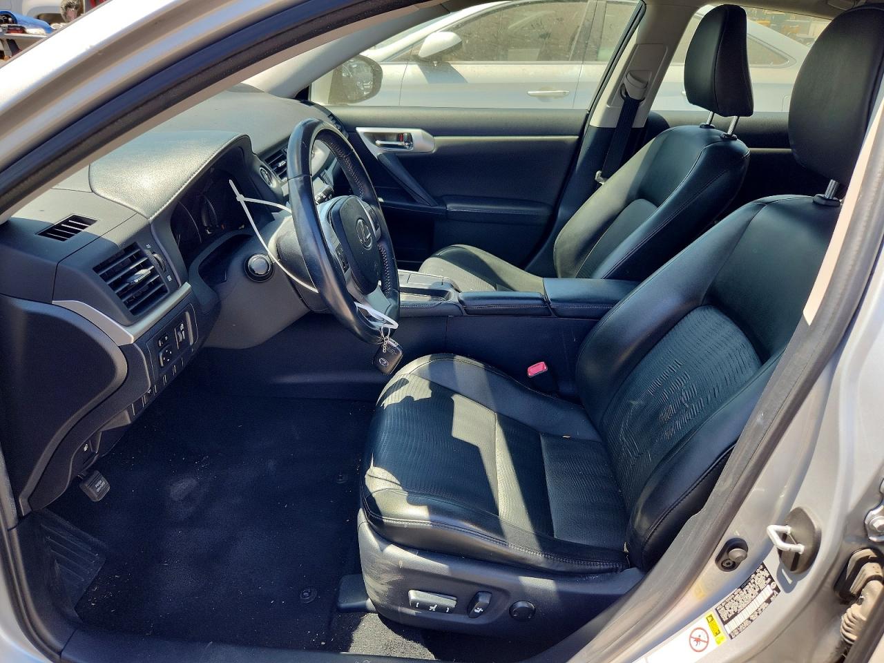 2013 Lexus Ct 200 Silver vin: JTHKD5BH2D2138015