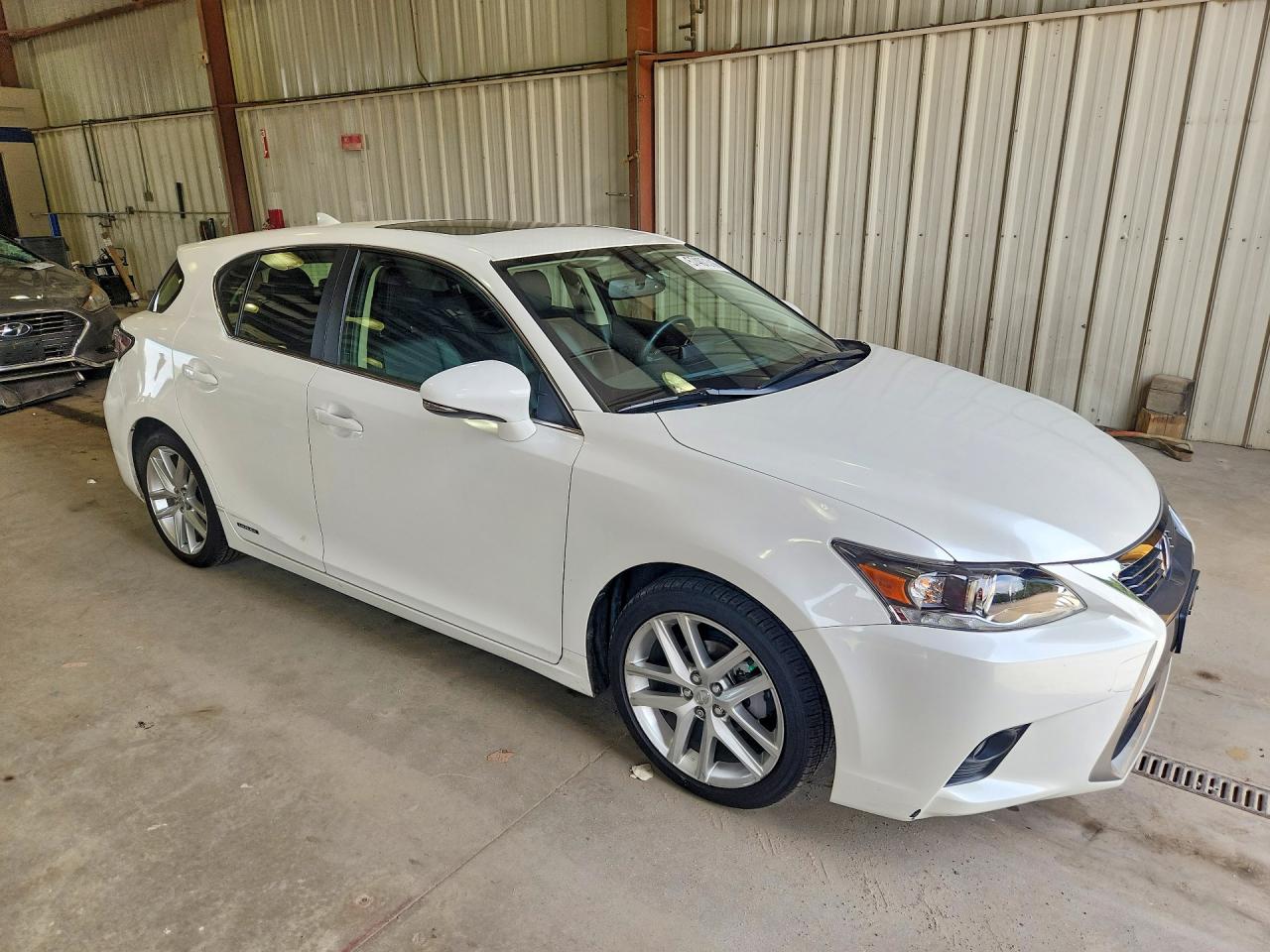 2014 Lexus Ct 200 White vin: JTHKD5BH2E2183862