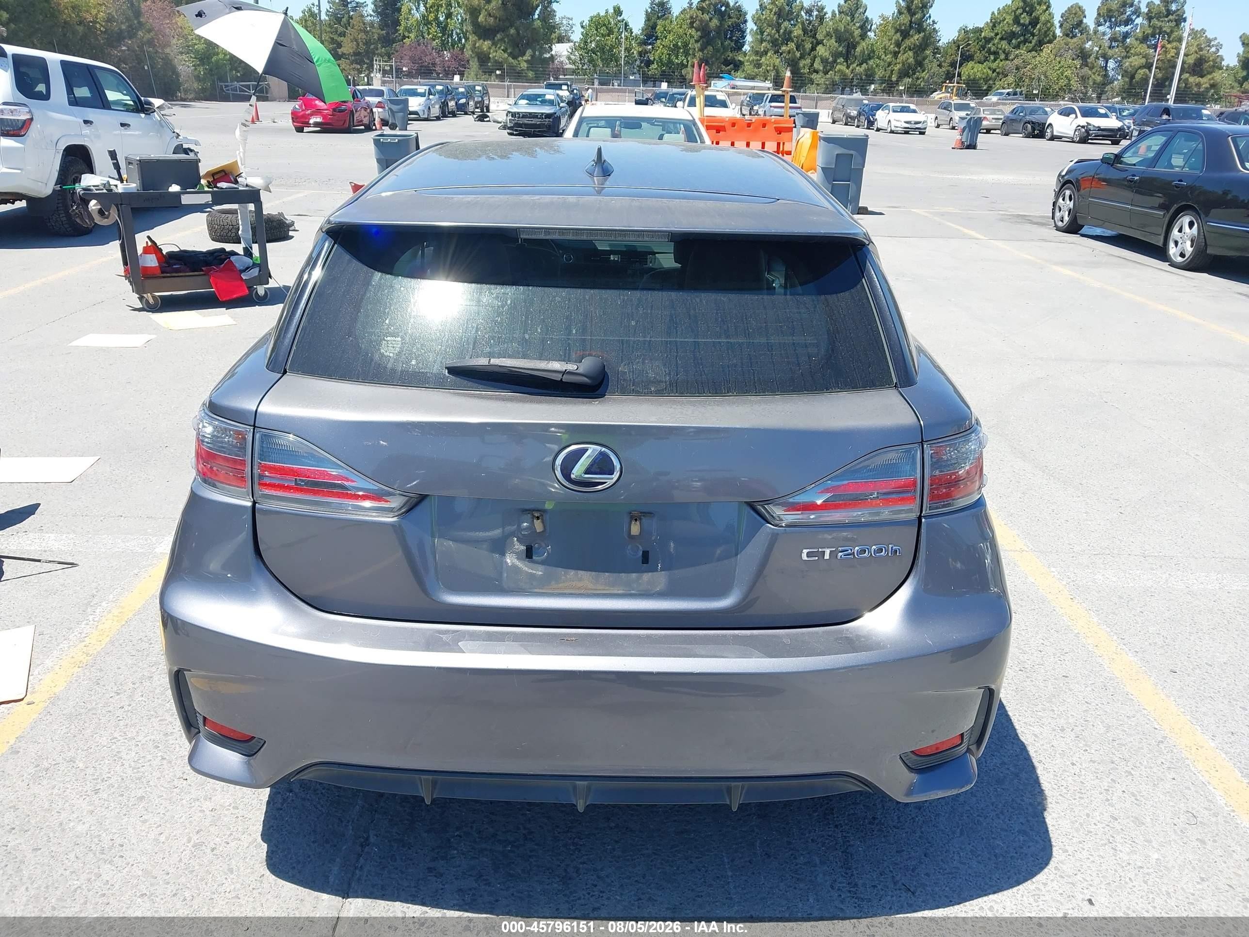 2014 Lexus Ct 200h   Серый vin: JTHKD5BH2E2190634
