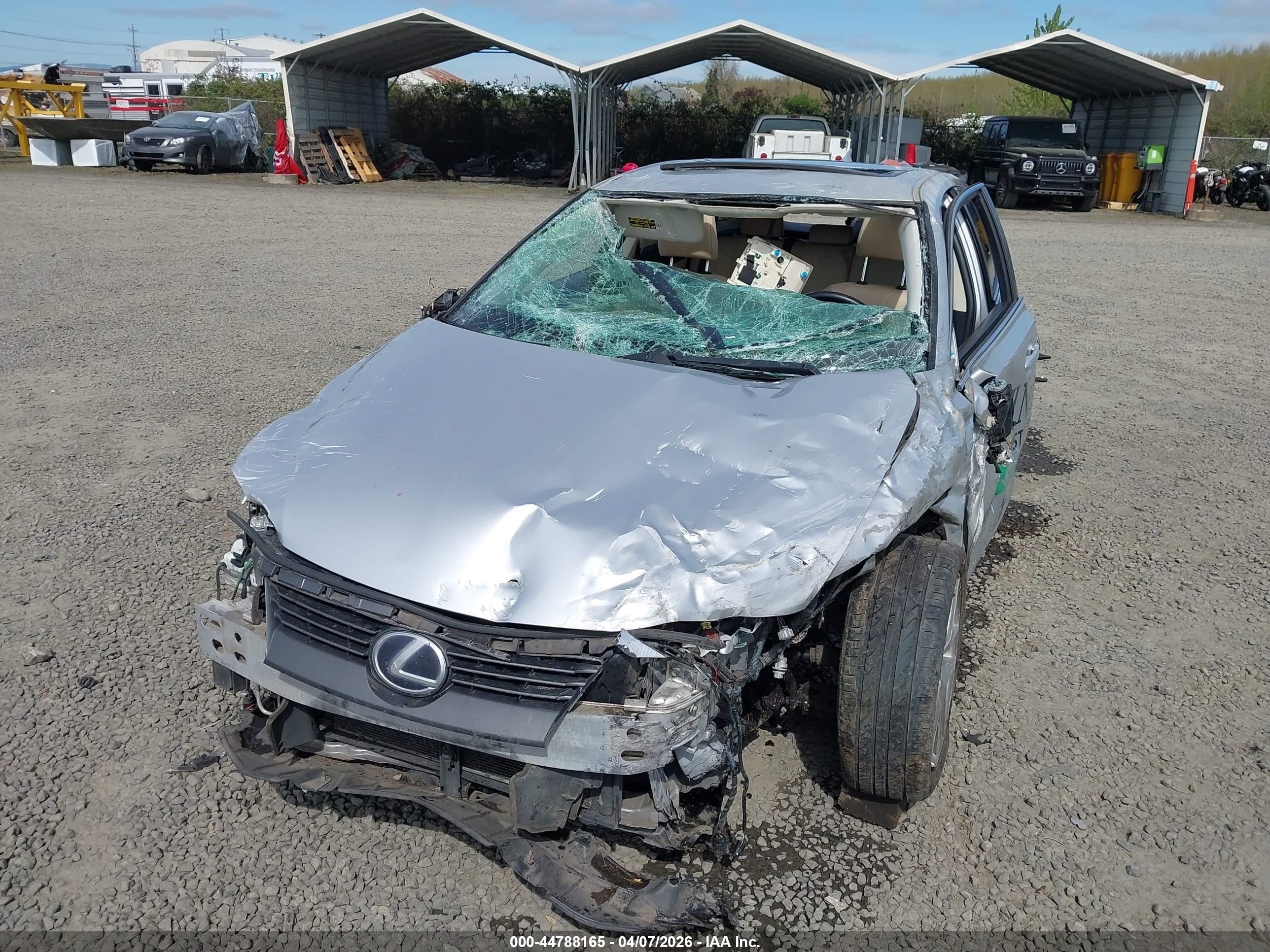 2014 Lexus Ct 200h   Silver vin: JTHKD5BH2E2190892