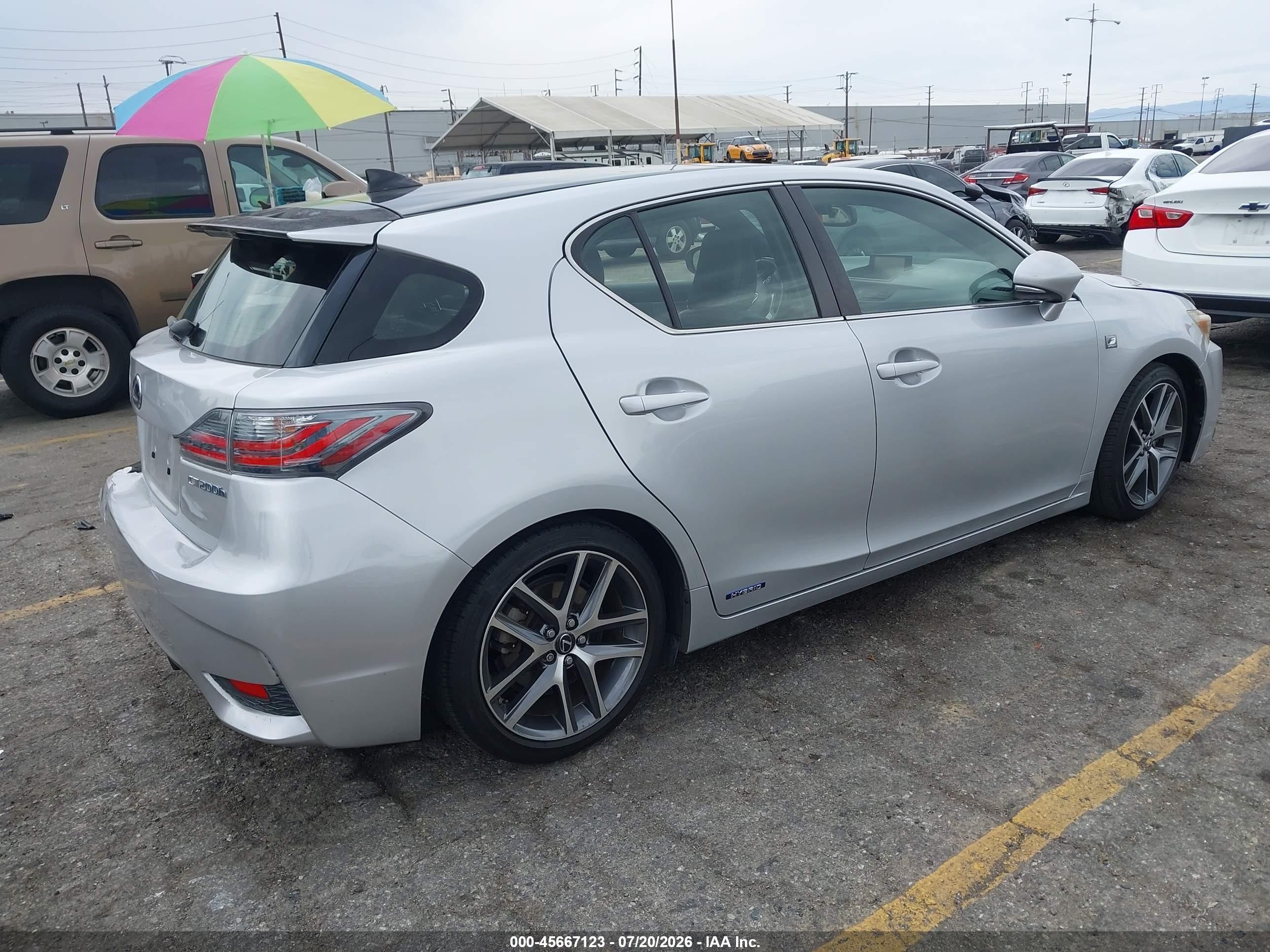 2014 Lexus Ct 200h   Silver vin: JTHKD5BH2E2198894