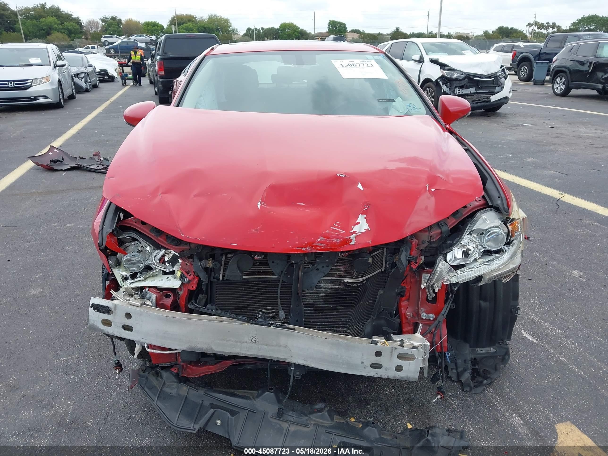 2014 Lexus Ct 200h   Red vin: JTHKD5BH2E2201986