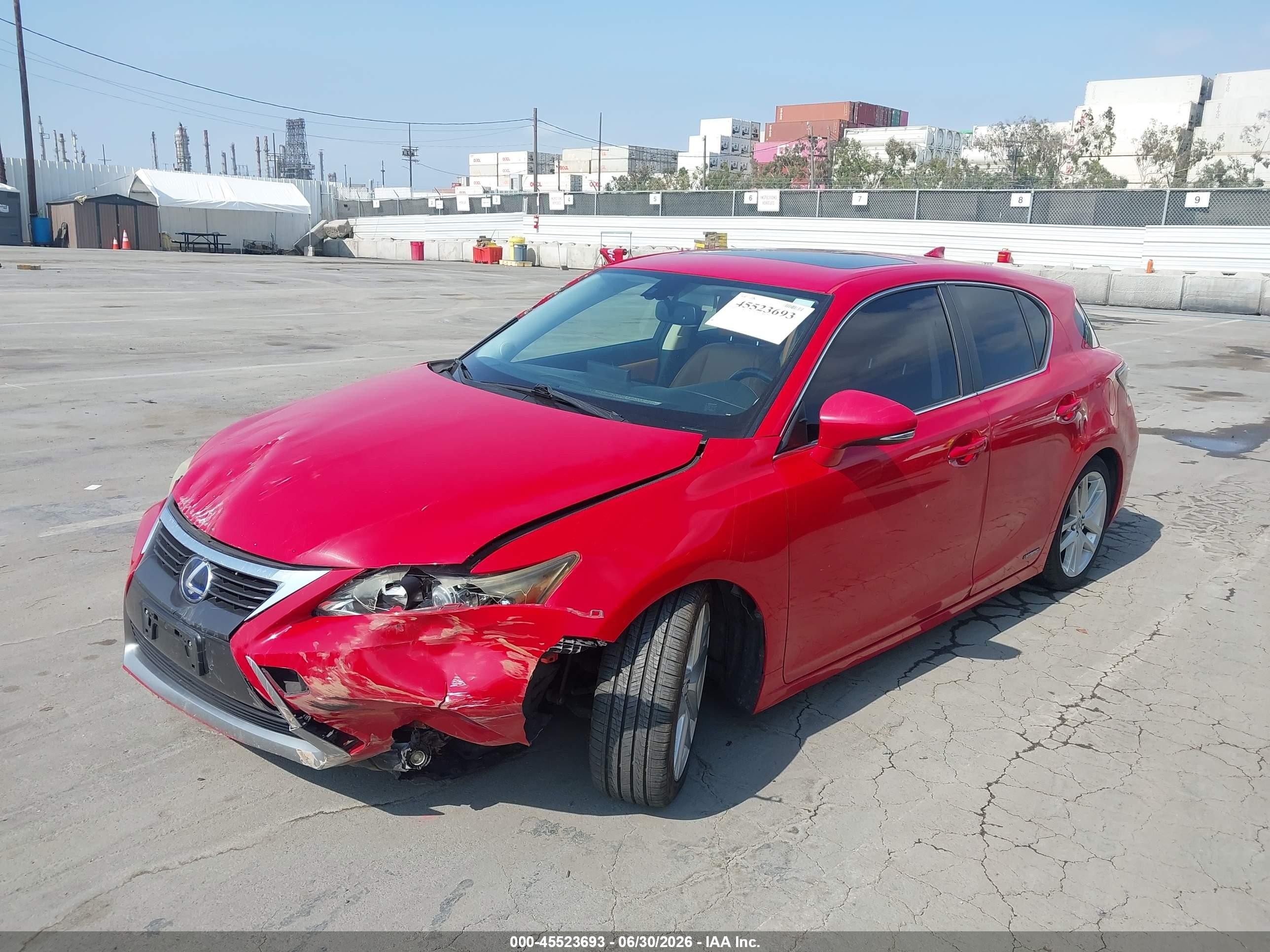 2014 Lexus Ct 200h   Red vin: JTHKD5BH2E2206914