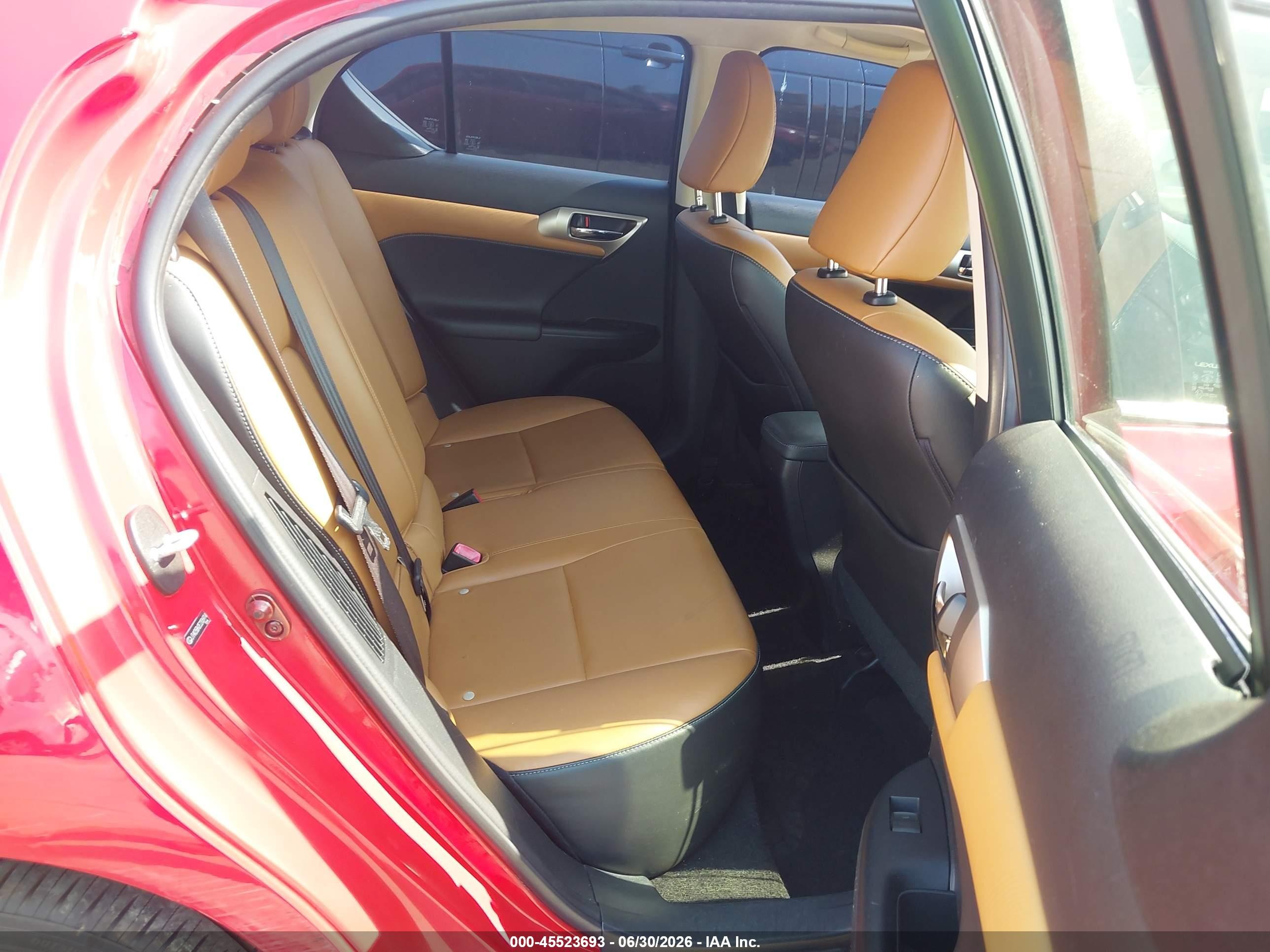 2014 Lexus Ct 200h   Red vin: JTHKD5BH2E2206914