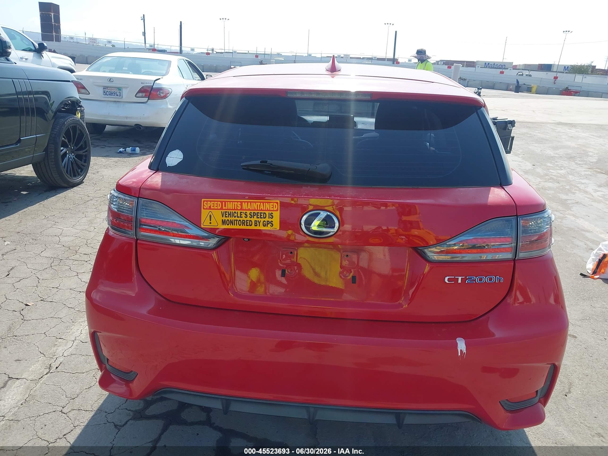 2014 Lexus Ct 200h   Red vin: JTHKD5BH2E2206914