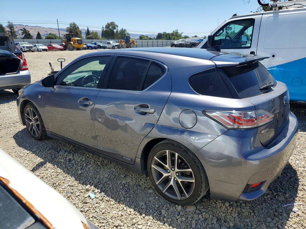 2015 Lexus Ct Silver vin: JTHKD5BH2F2216151