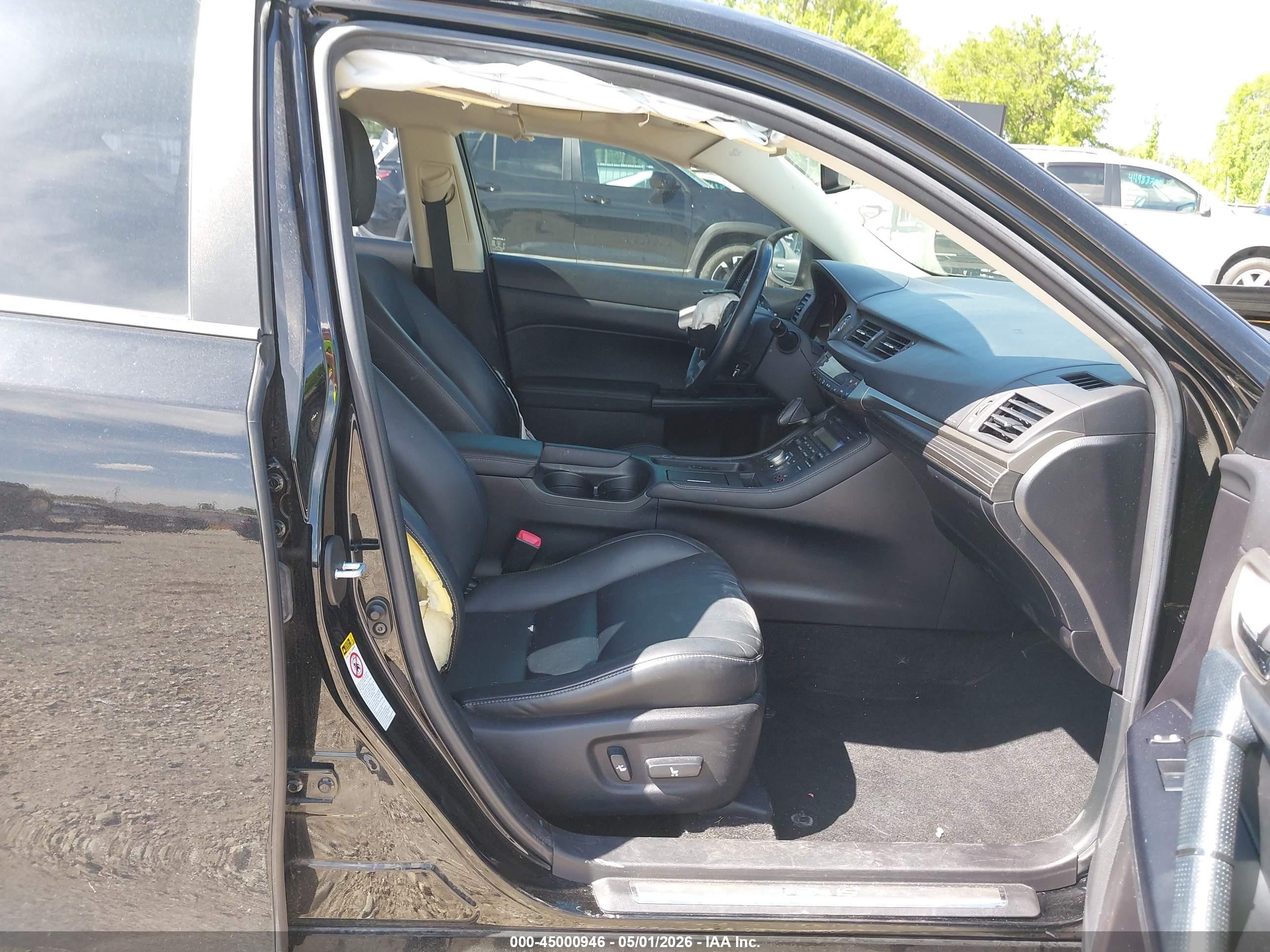 2015 Lexus Ct 200h   Black vin: JTHKD5BH2F2220801