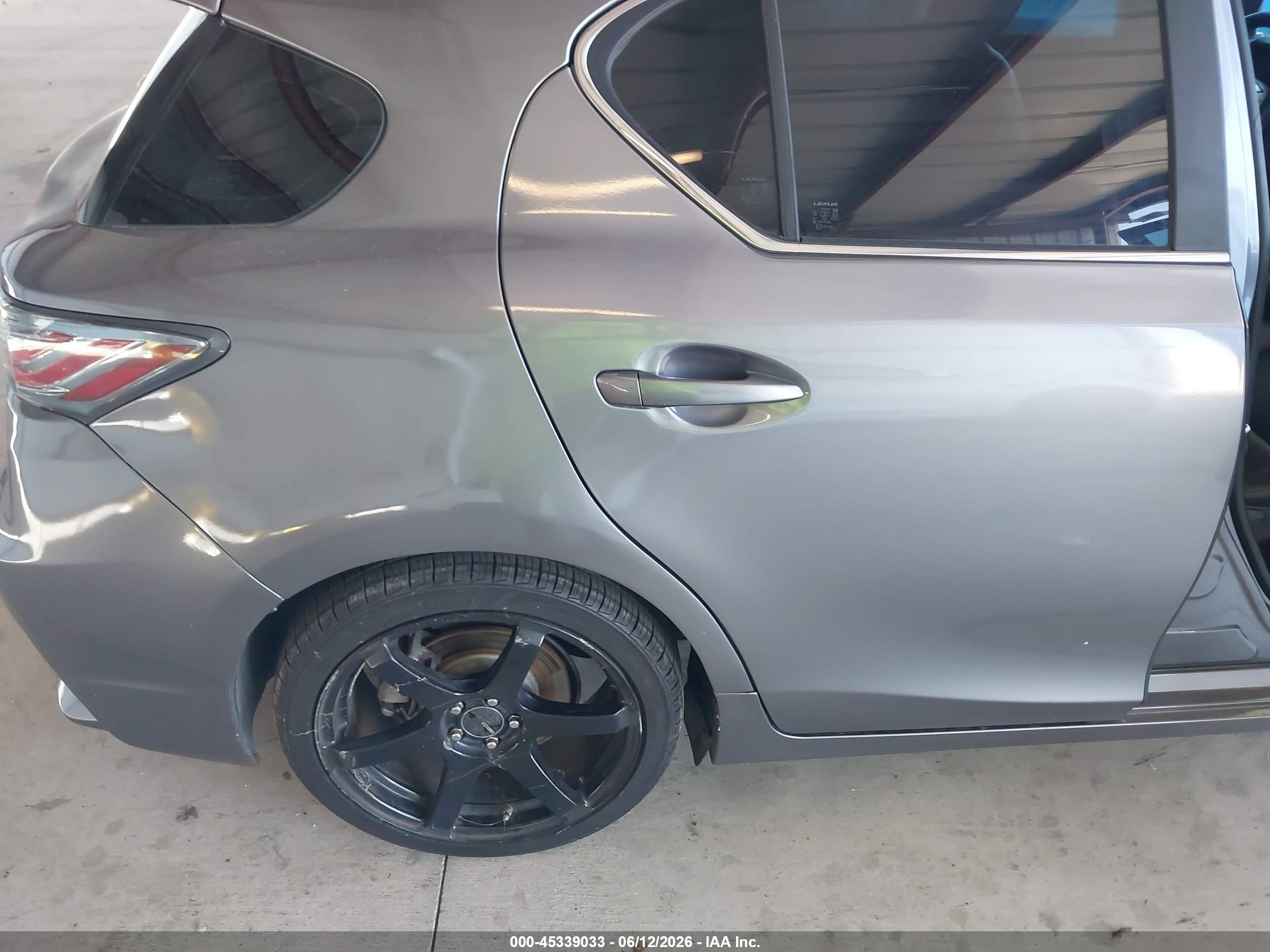 2015 Lexus Ct 200h Silver vin: JTHKD5BH2F2236674