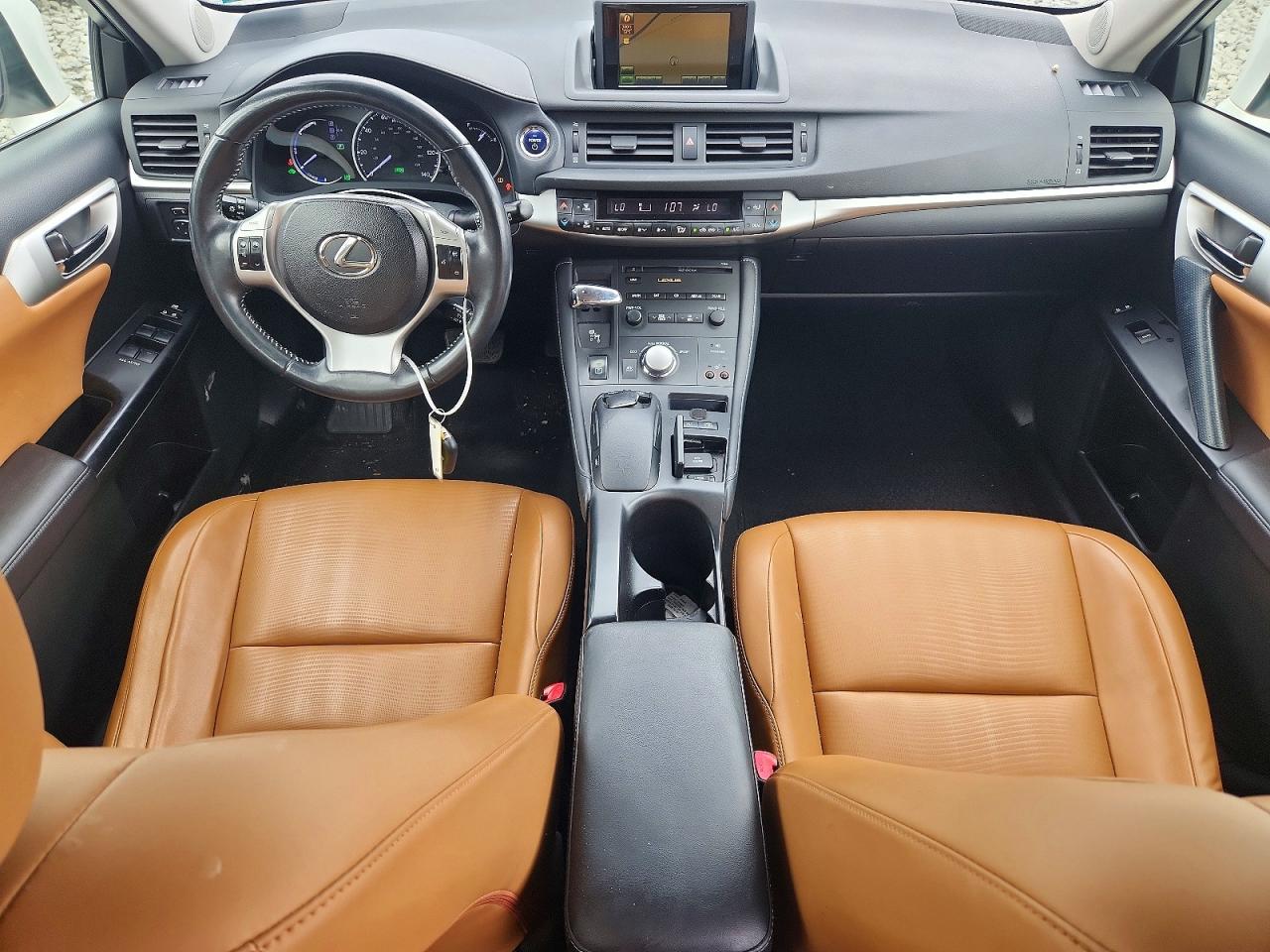 2012 Lexus Ct 200 White vin: JTHKD5BH3C2102588