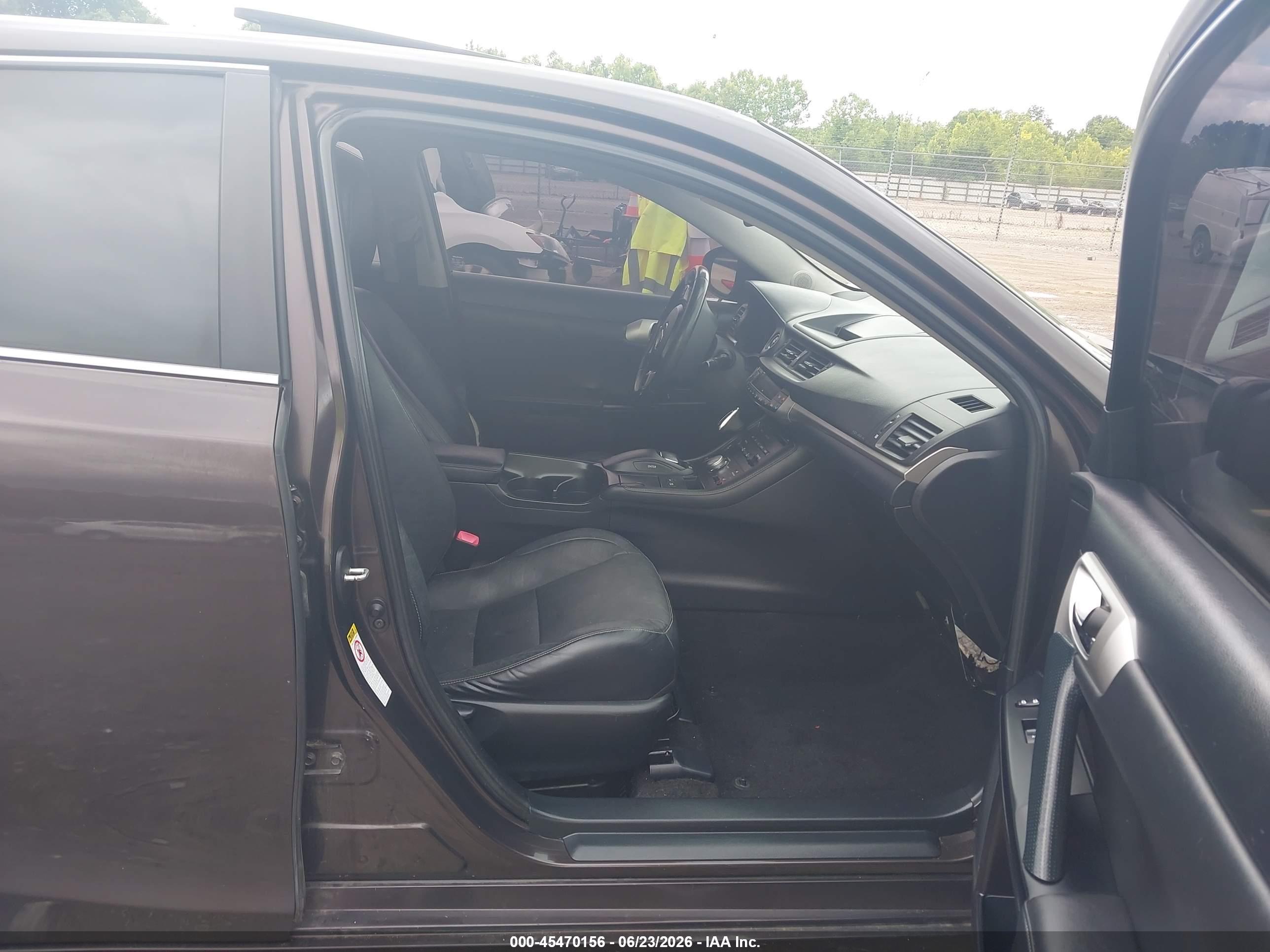 2012 Lexus Ct 200h Premium Purple vin: JTHKD5BH3C2102624
