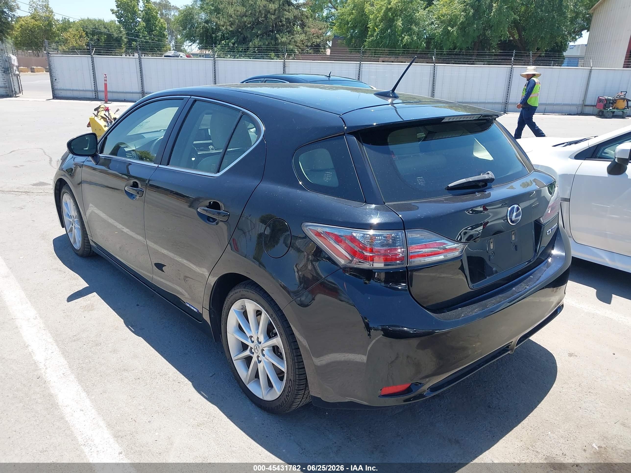 2012 Lexus Ct 200h Premium Black vin: JTHKD5BH3C2106852