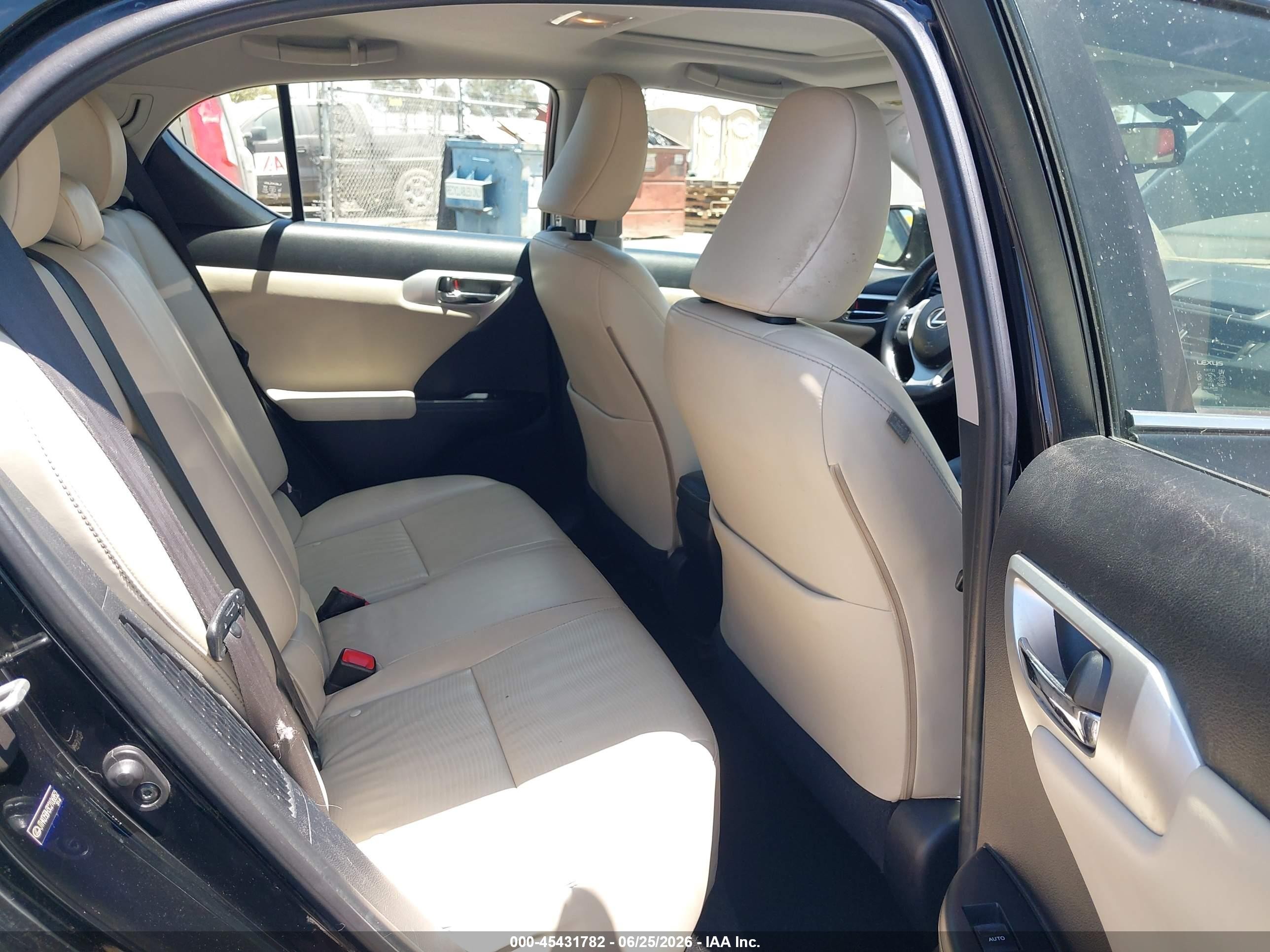 2012 Lexus Ct 200h Premium Black vin: JTHKD5BH3C2106852
