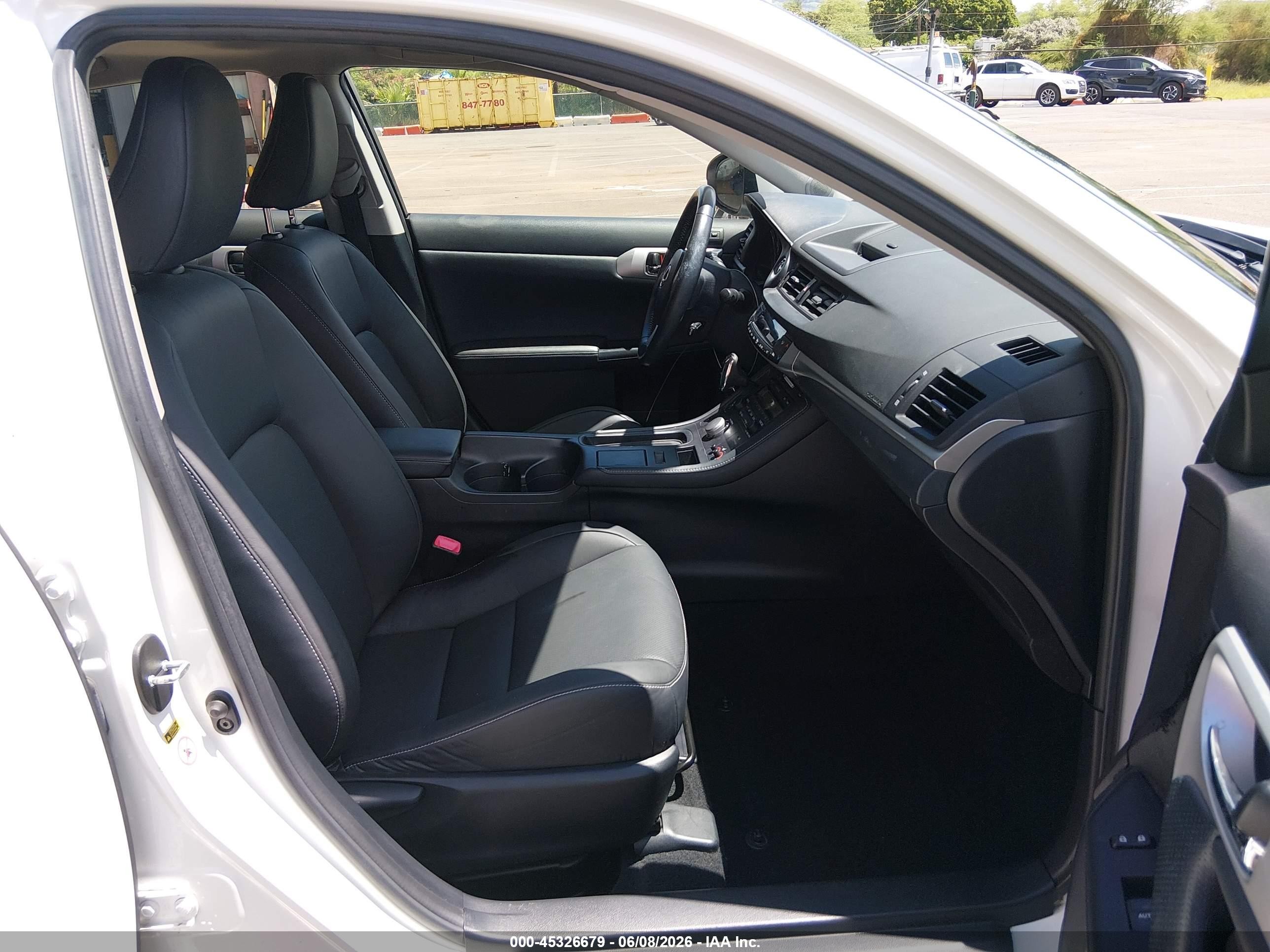 2012 Lexus Ct 200h Premium Белый vin: JTHKD5BH3C2112411